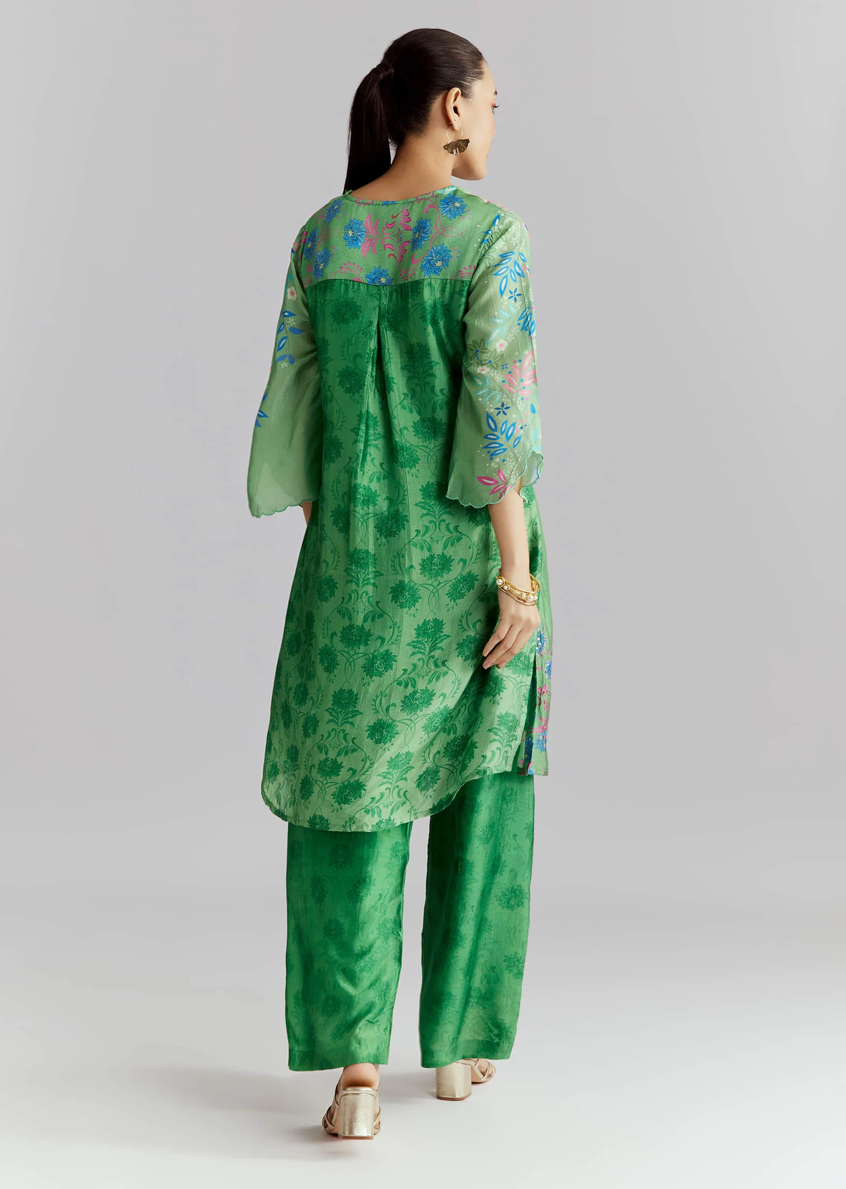Green Silk Palazzo Suit With Floral Print And Beads Work - Image 5