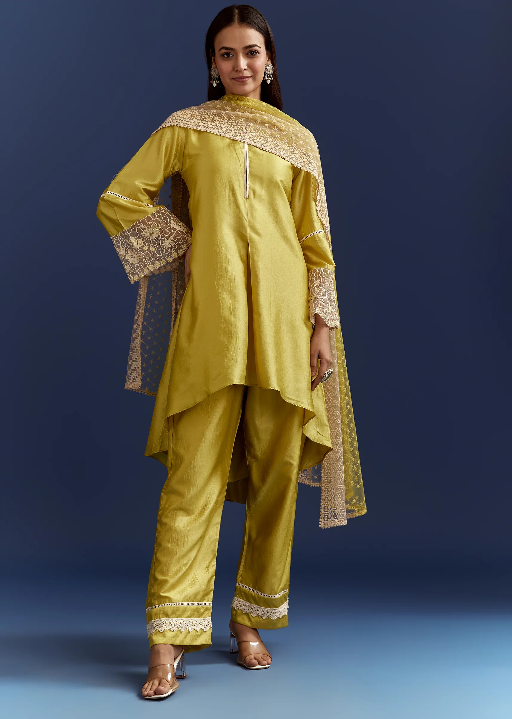 Green Thread And Sequins Work Kurta Set With Net Dupatta In Fuji Silk - Image 4