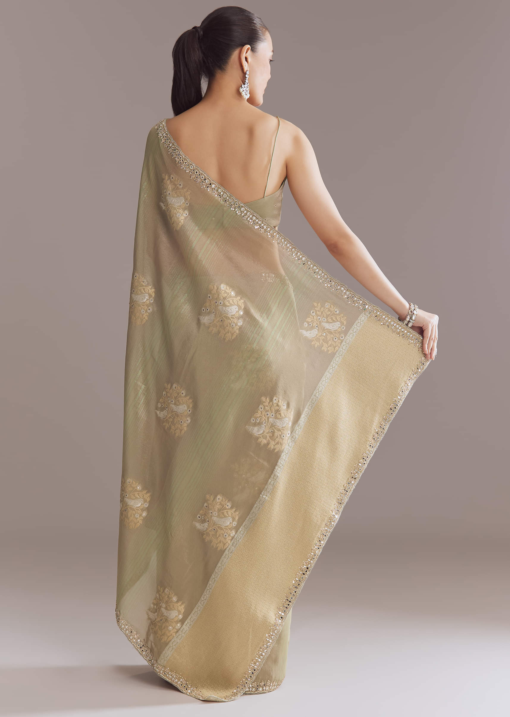 Green Tissue Saree With Mirror And Bead Embroidery - Image 3