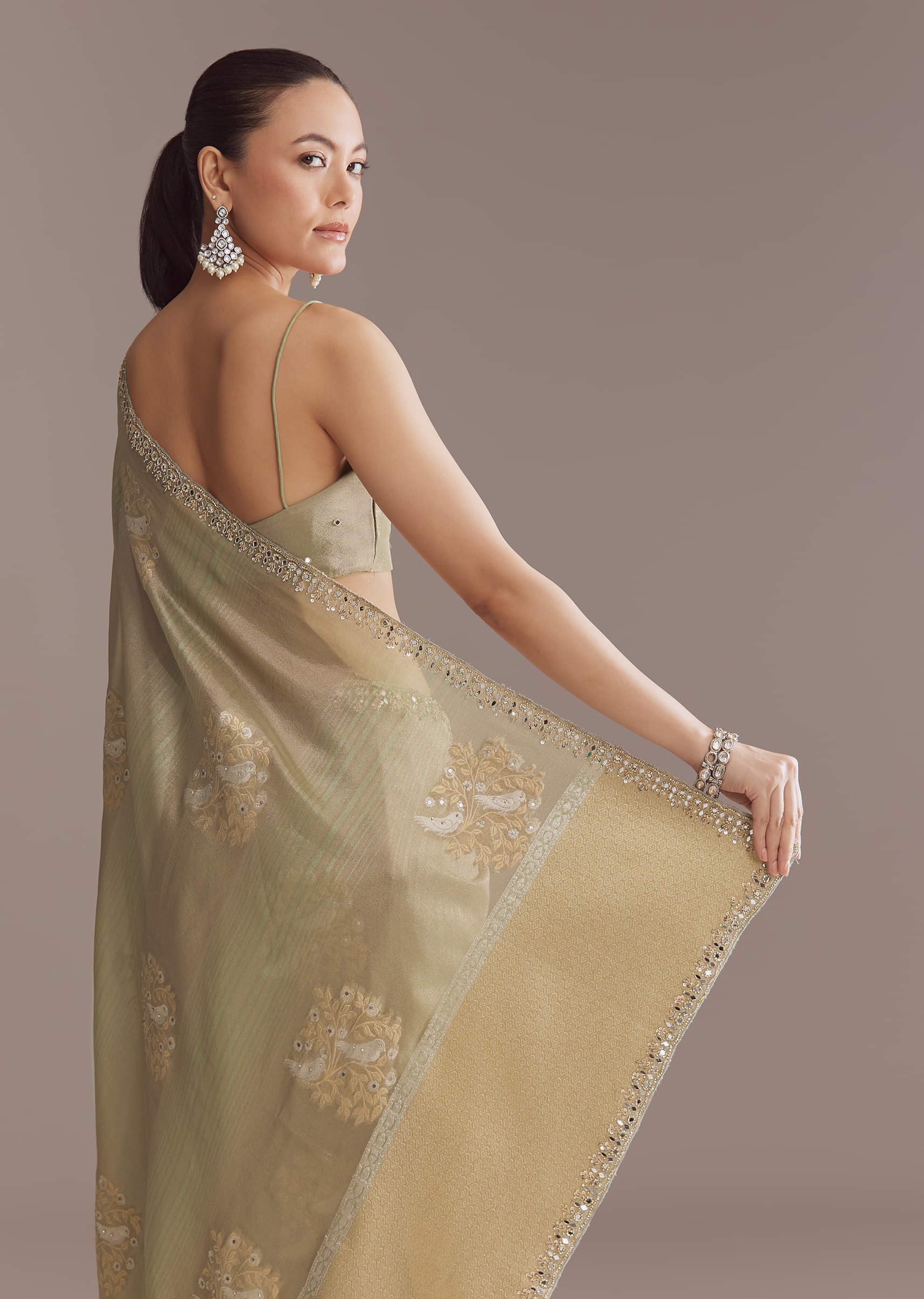 Green Tissue Saree With Mirror And Bead Embroidery - Image 5