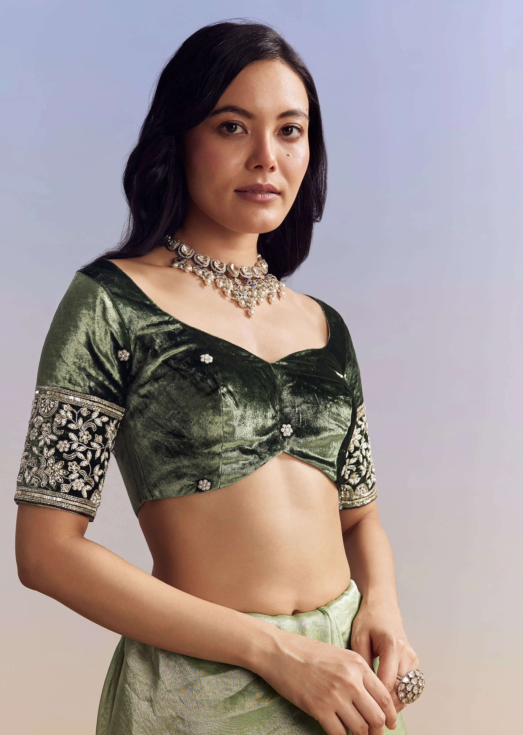 Green Tissue Saree With Velvet Blouse And Richly Embroidered Borders - Image 7