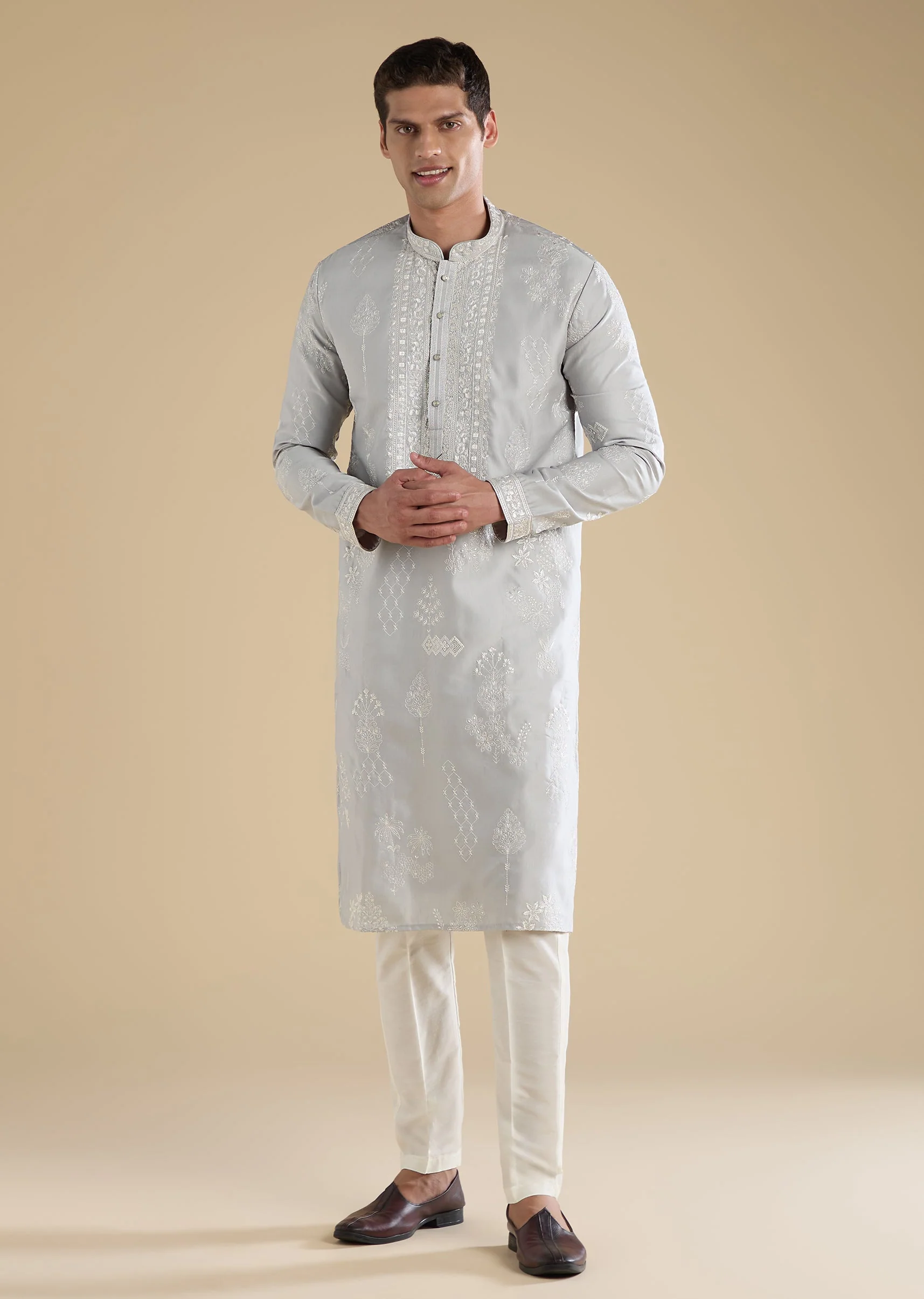 Grey Embellished Kurta Set With Pants - Image 3