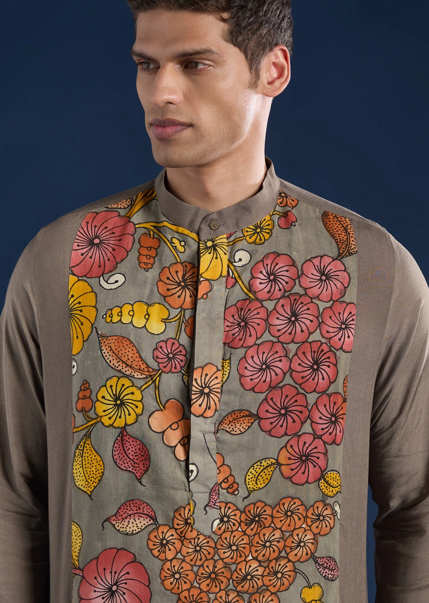 Grey Handpainted Kalamkari Kurta Set - Image 2