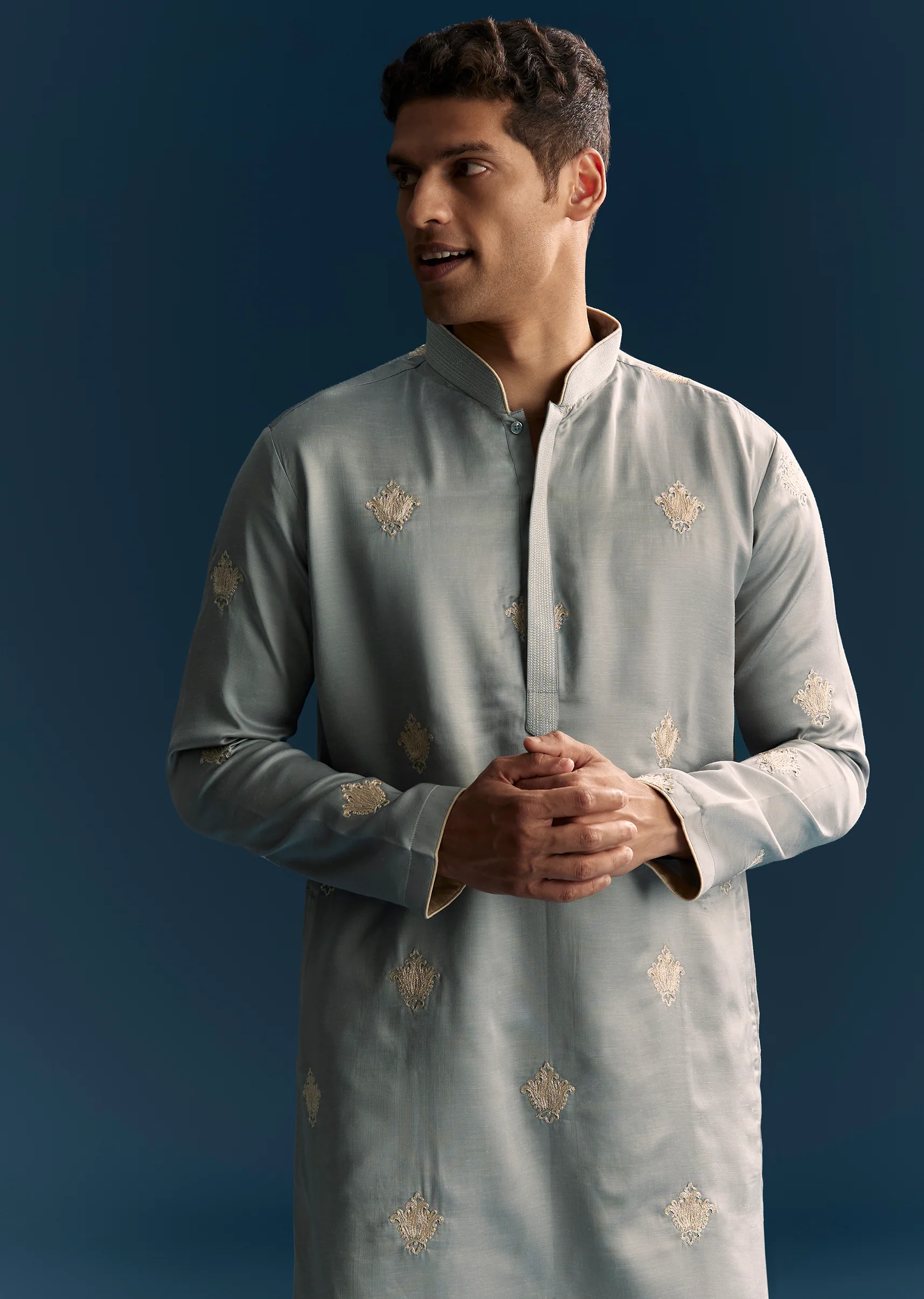 Grey Kurta Set For Men With Golden Thread Embroidery - Image 4