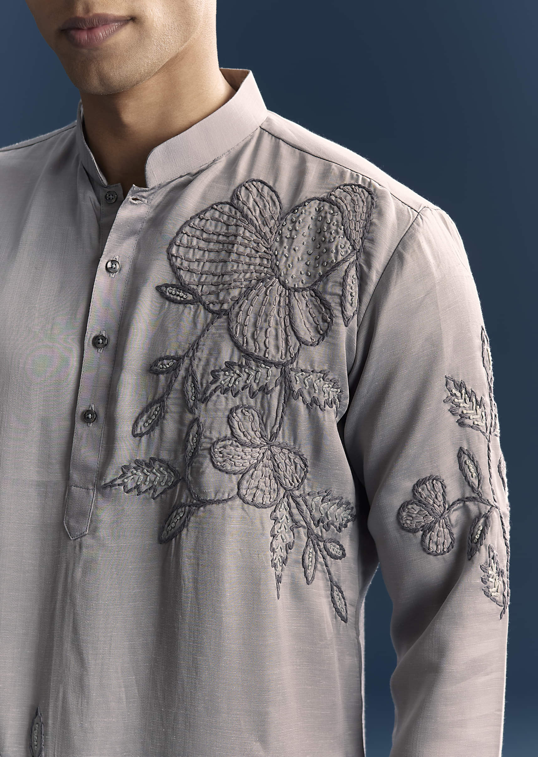 Grey Kurta Set For Men With Thread And French Knot Embroidery - Image 4