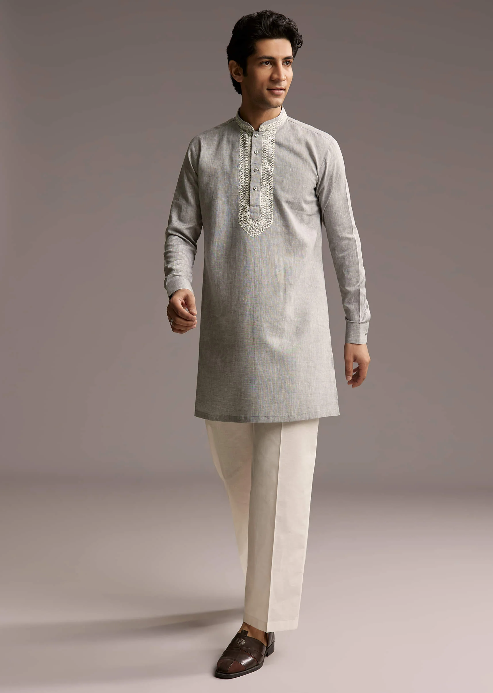 Grey Linen Kurta Set For Men With Thread And Resham Work - Image 3