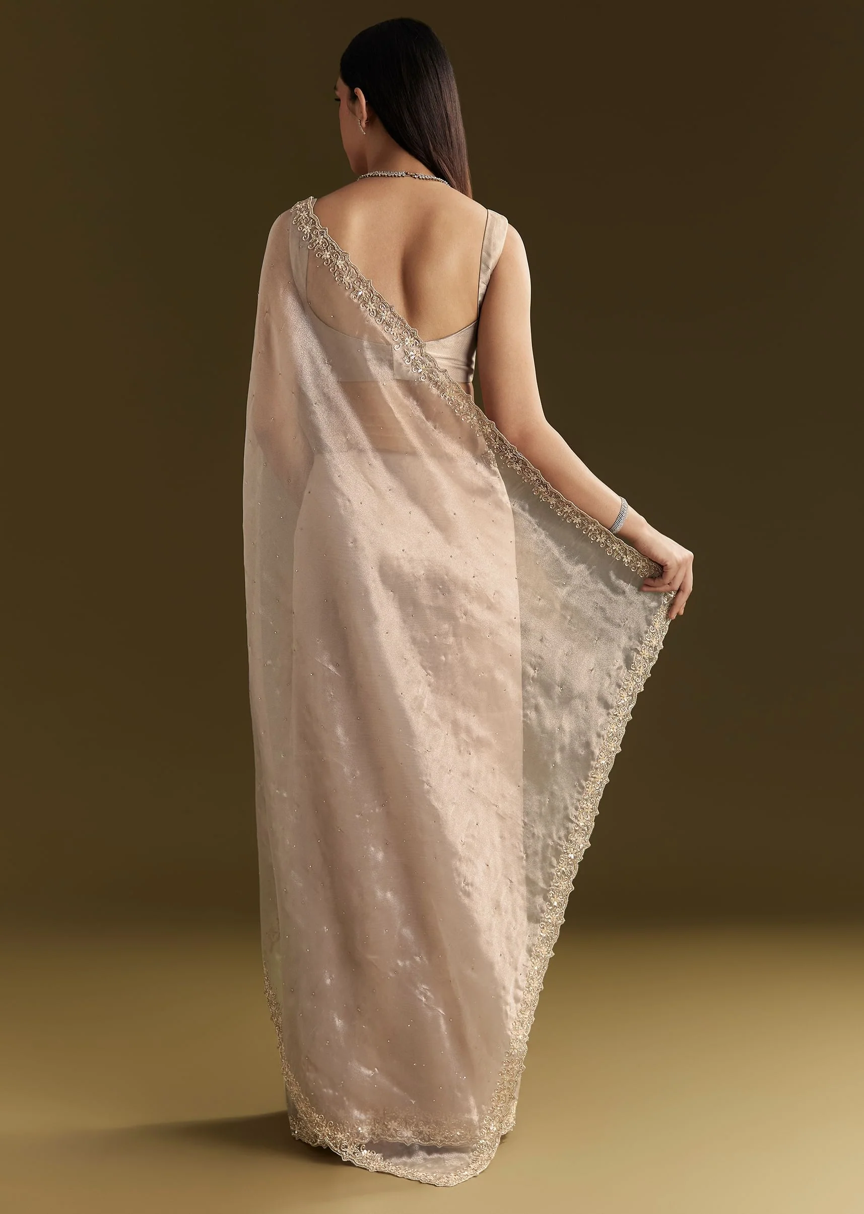 Grey Organza Embroidered Saree With Scallop Border - Image 4