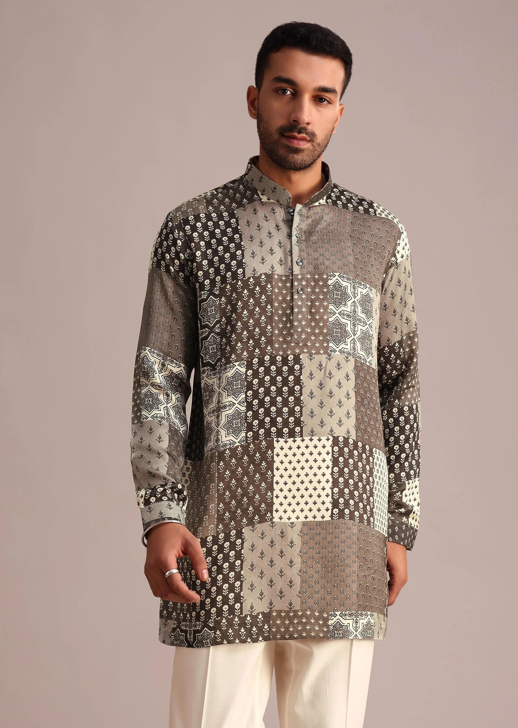 Grey Patchwork Printed Kurta With Floral And Geometric Motifs - Image 3