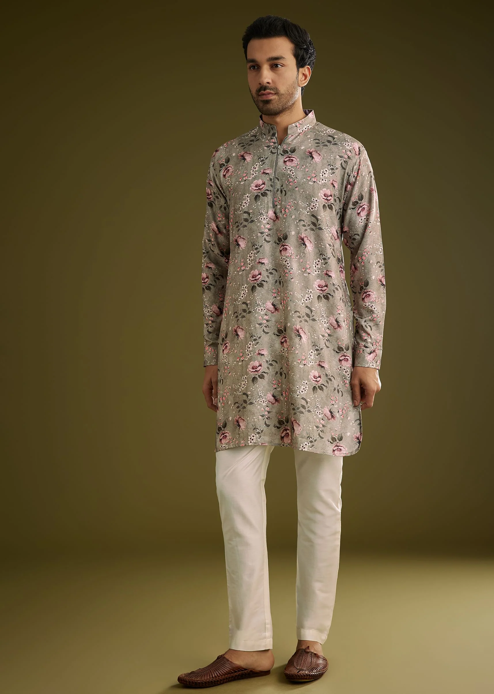 Grey Printed Kurta Set In Russian Silk With Zipper - Image 3