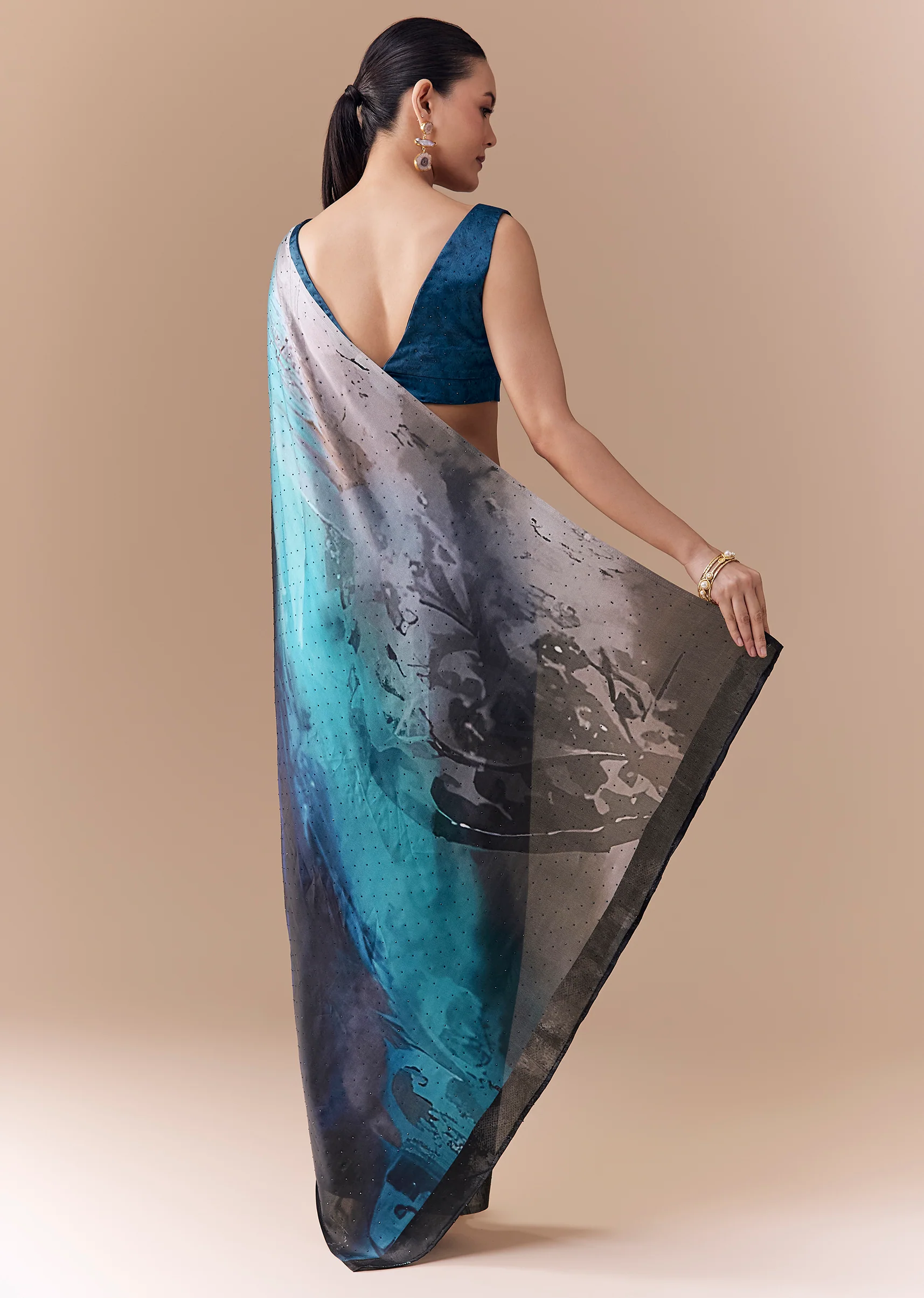 Grey Shaded Printed Satin Saree with Blouse Fabric - Image 4