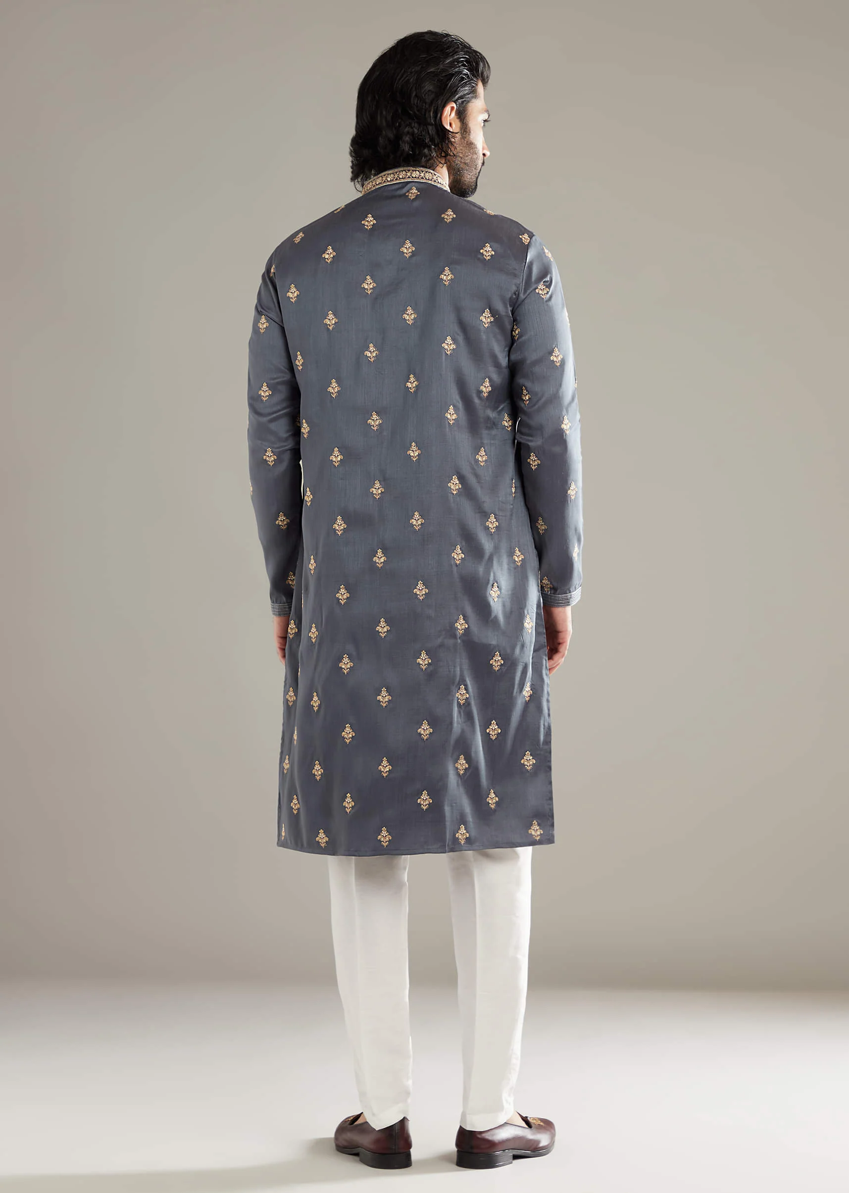 Grey Silk Kurta Set For Men With Resham Hand Embroidery - Image 3