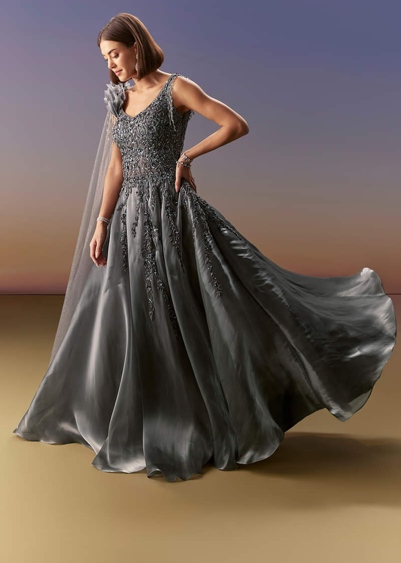 Grey Sleeveless Gown With Soft Net Trail And Shimmer - Image 4