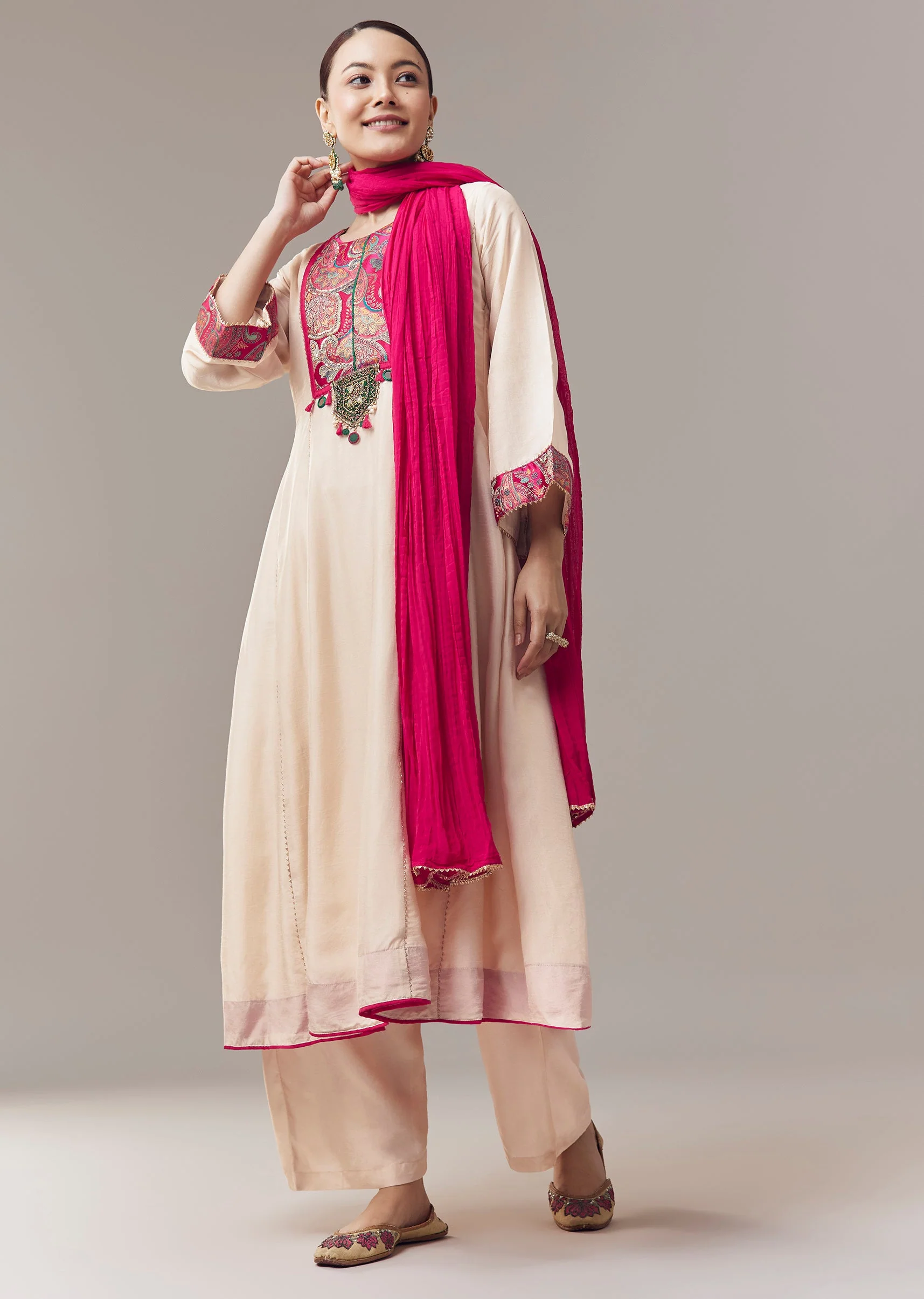 Ivory Anarkali Suit With Gotta Lace Work And Dupatta - Image 3