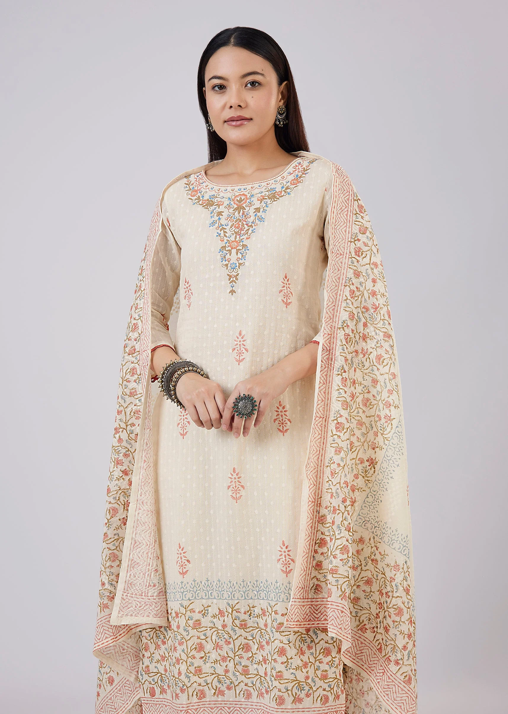 Ivory Cotton Kurta Set With Hand Block Print - Image 4