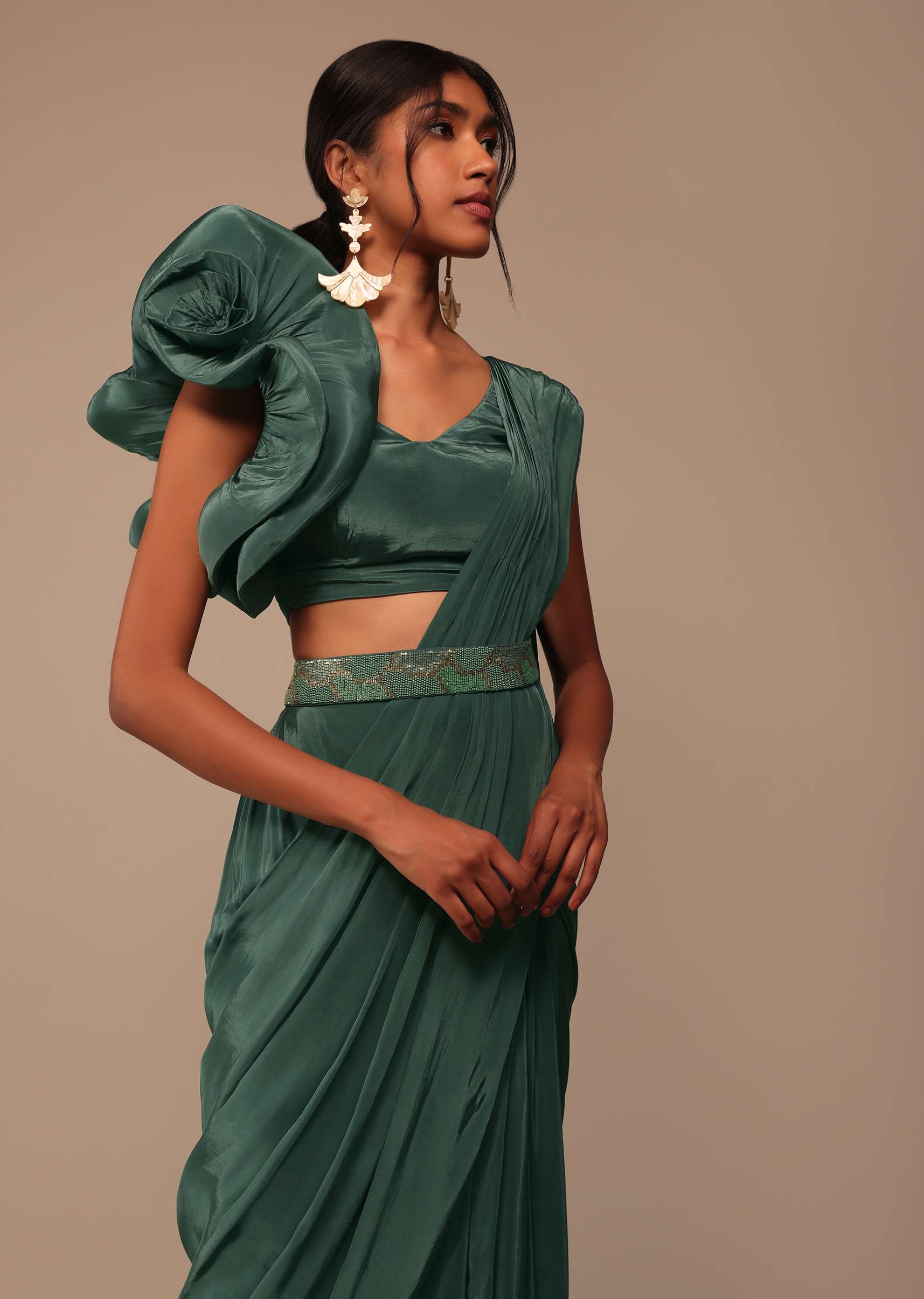Jade Green Saree With Fancy One Side Flowered Shape Sleeve And Belt - Image 4