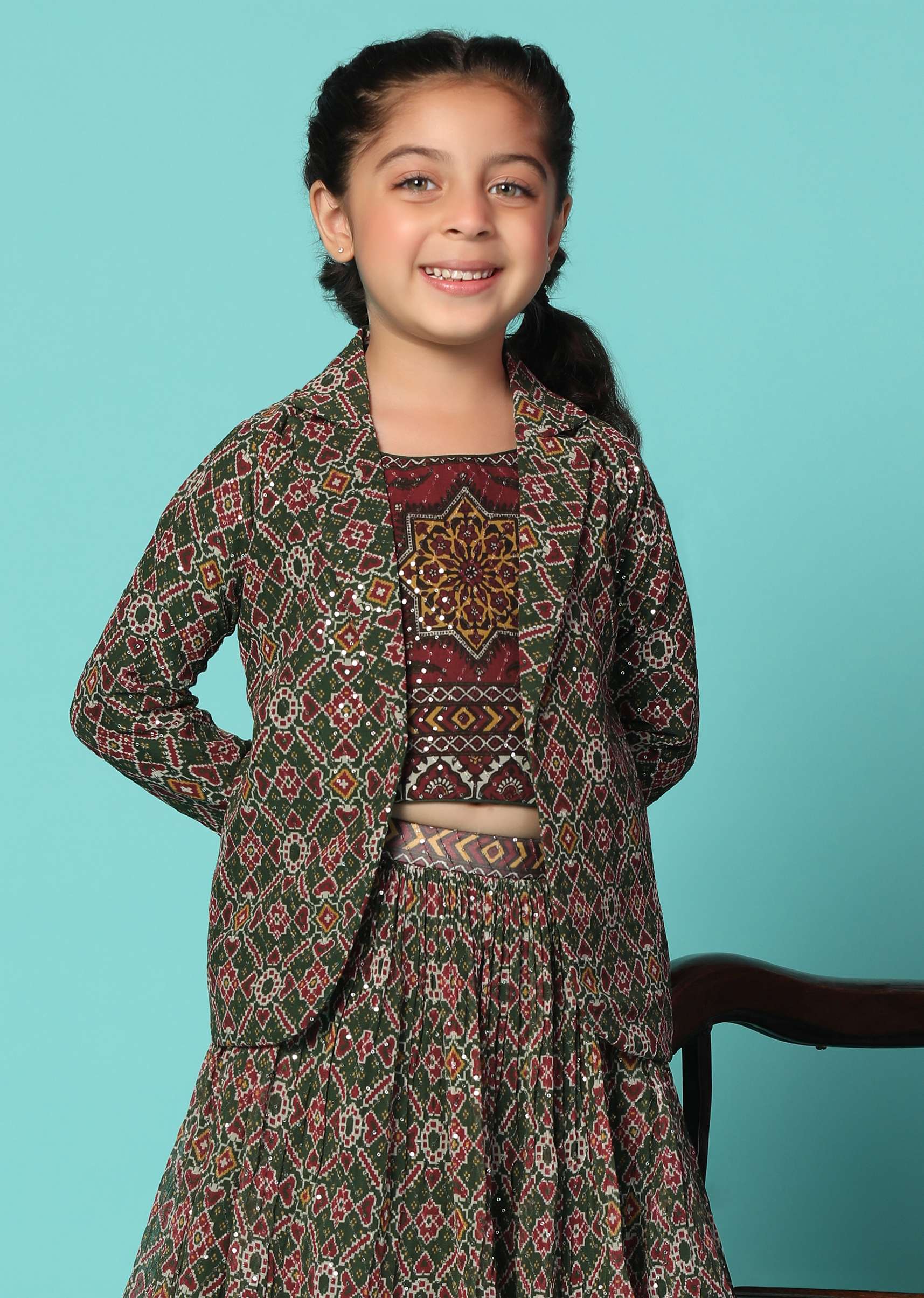 Kalki Deep Green Top And Lehenga Set In Georgette With Sequins Work For Girls - Image 2