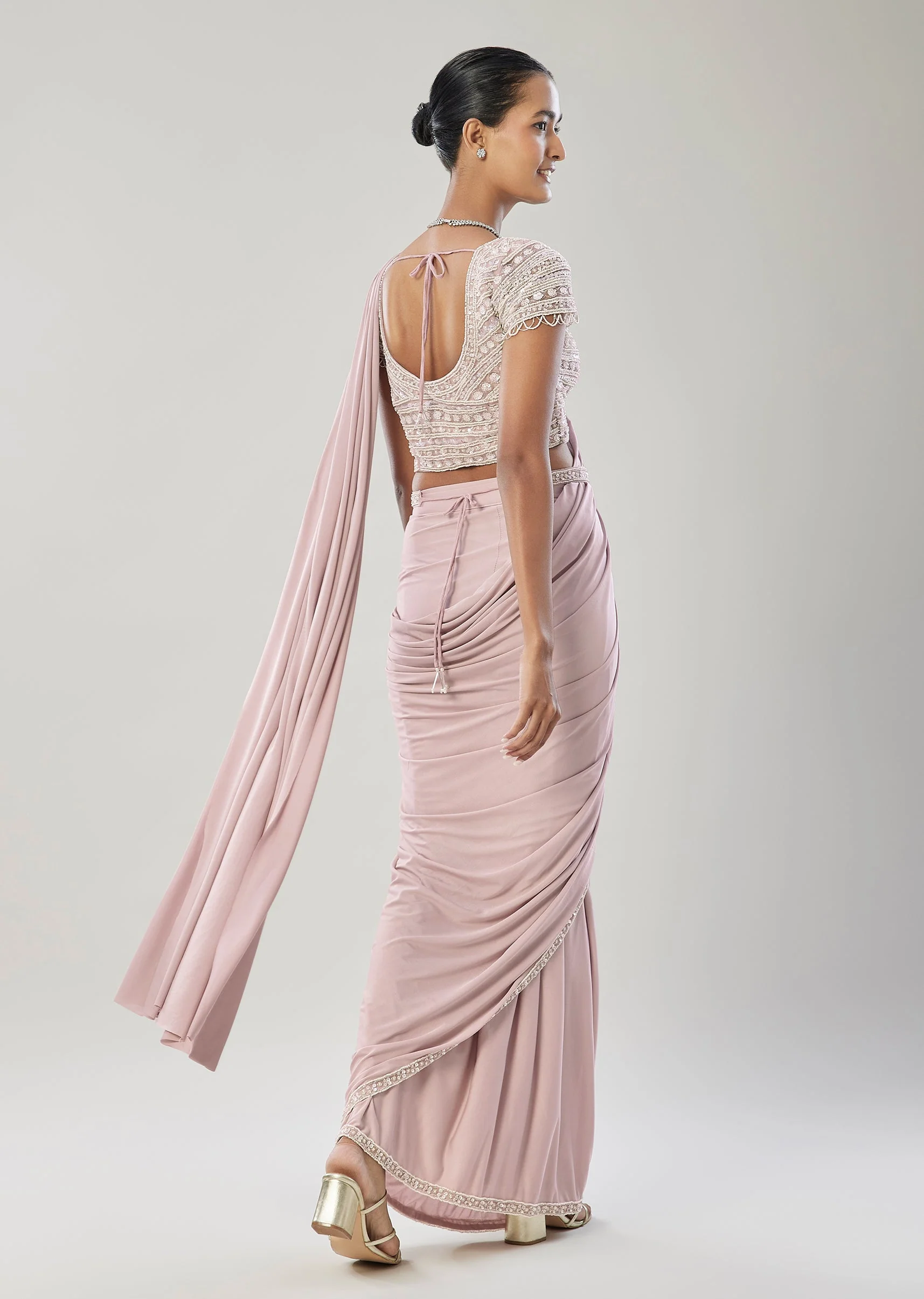 Lavender Ready Pleated Saree With Belt - Image 5