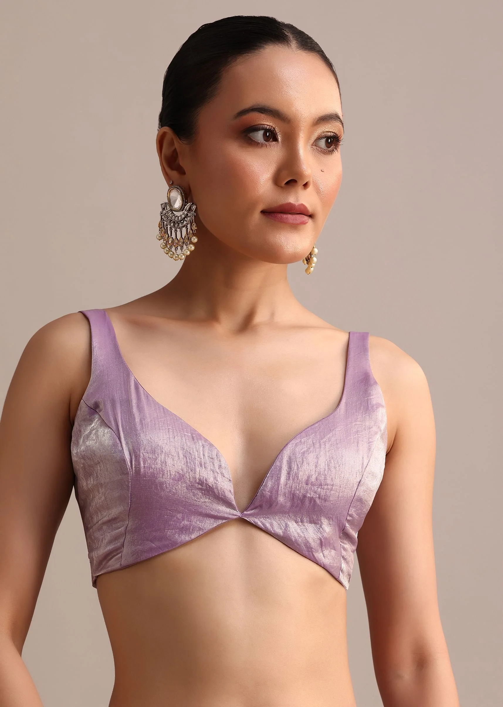 Lavender Soft Tissue Saree With Zari Embroidered Border - Image 7