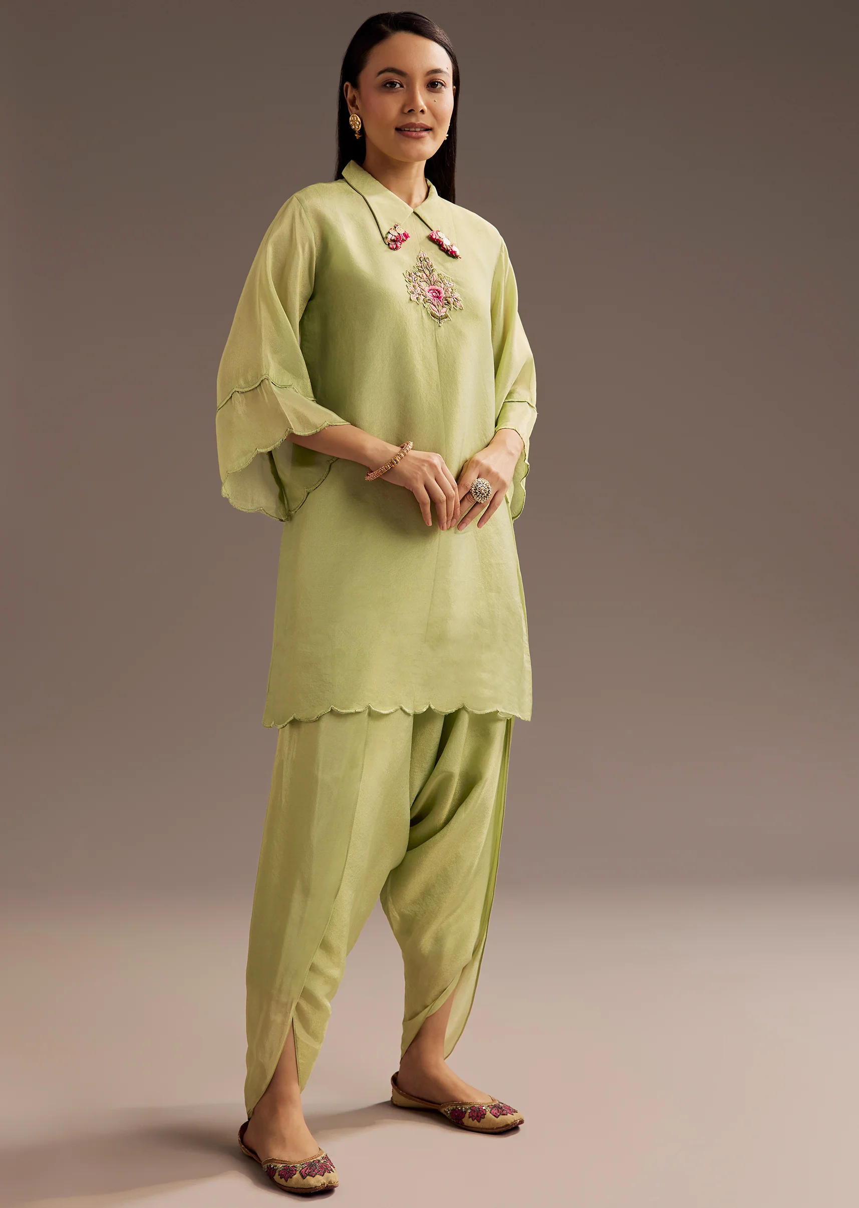 Light Green Zardosi Motif Kurta Dupatta Belt Set - Image 6
