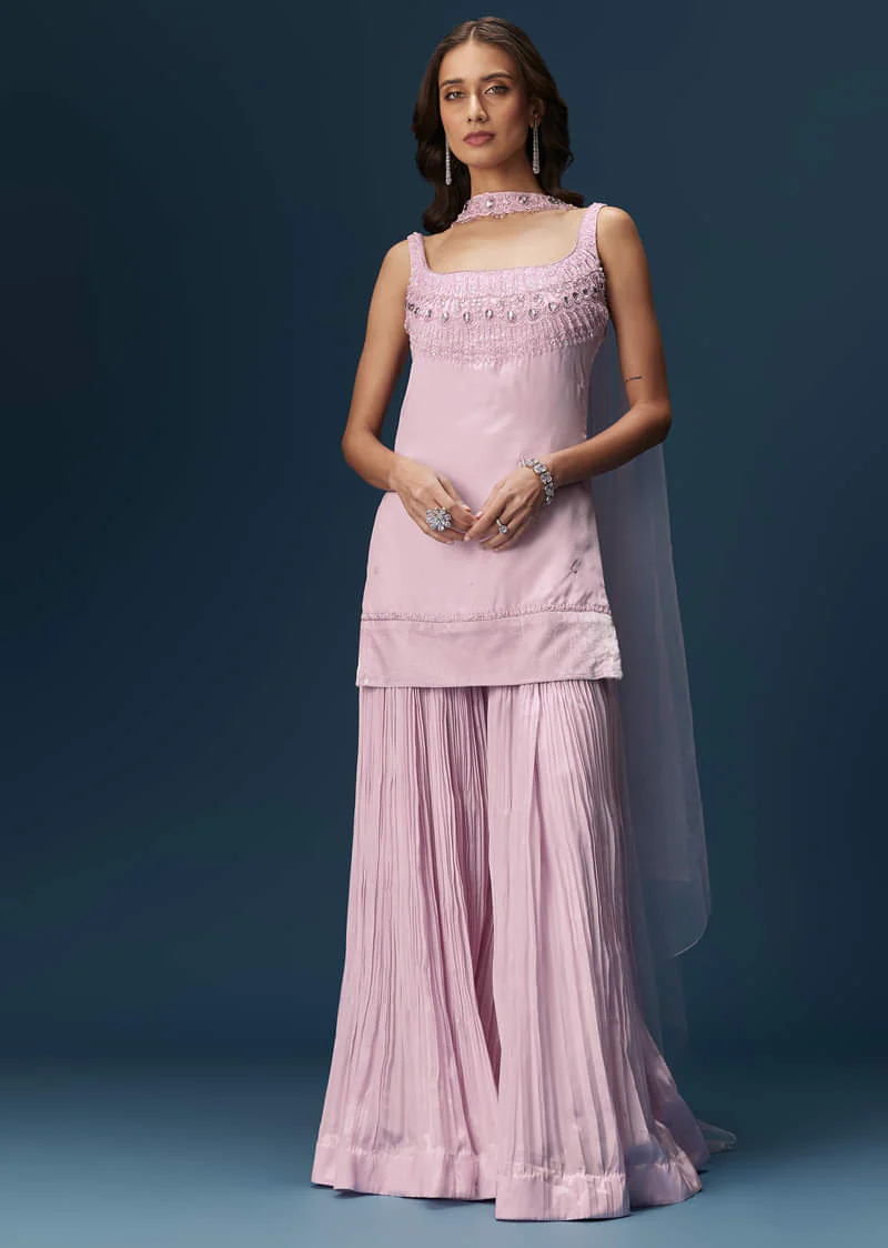 Lilac Sharara Suit With Choker And Ruched Sharara - Image 3