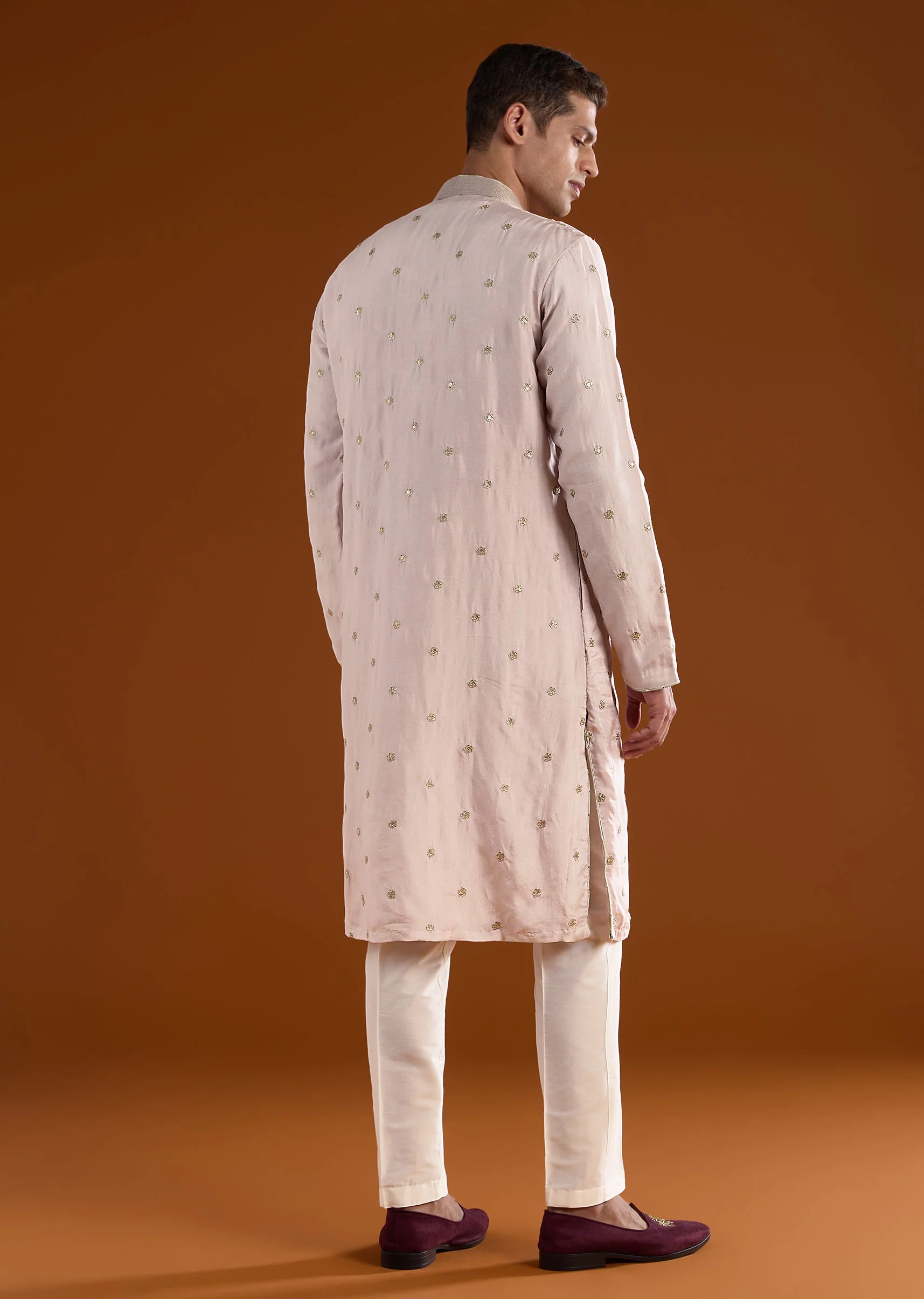 Lilac Silk Mens Kurta Set With Thread Sequins And Zardosi Work - Image 5