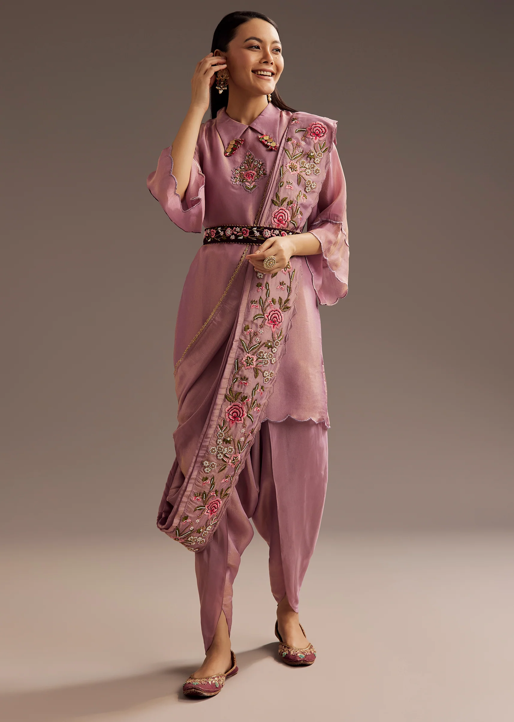 Lilac Zardosi Motif Kurta Dupatta Belt Set - Image 3