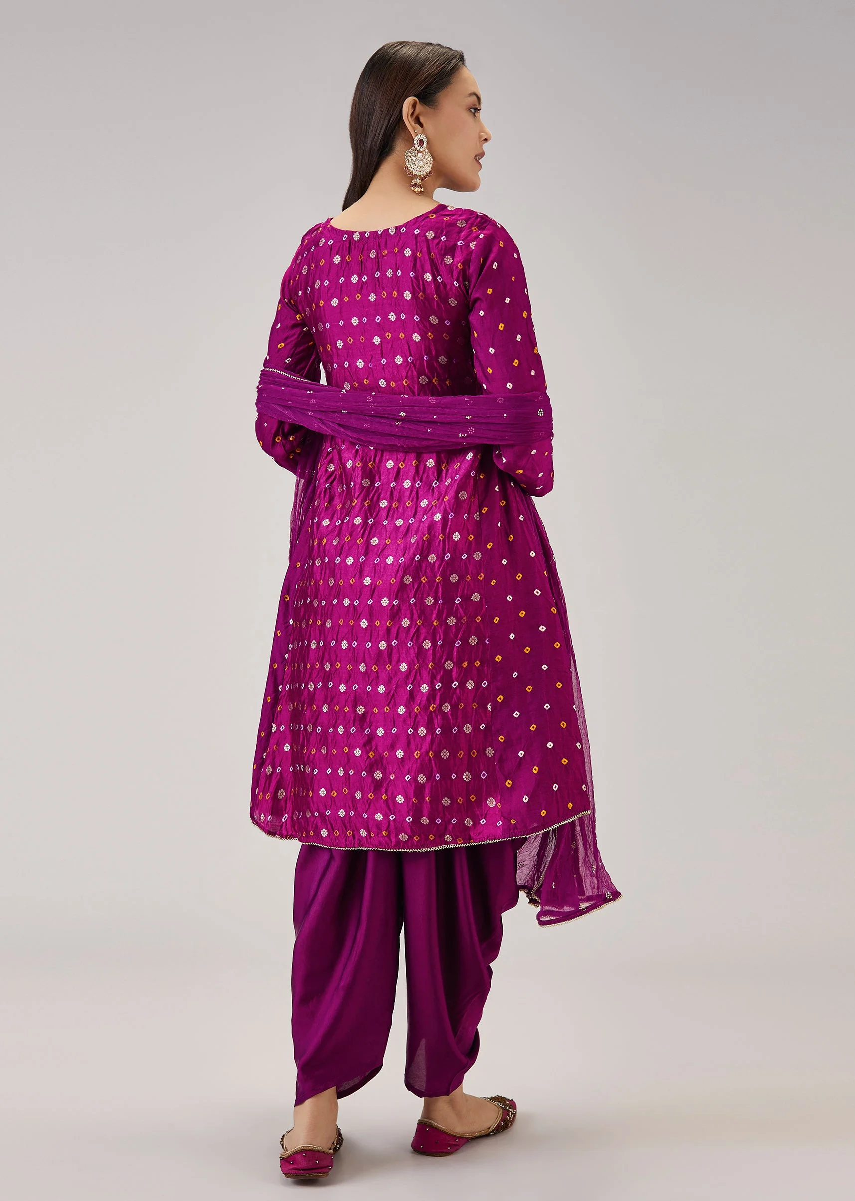 Magenta Bandhani Banarasi Dhoti Set With Gotta Work - Image 5