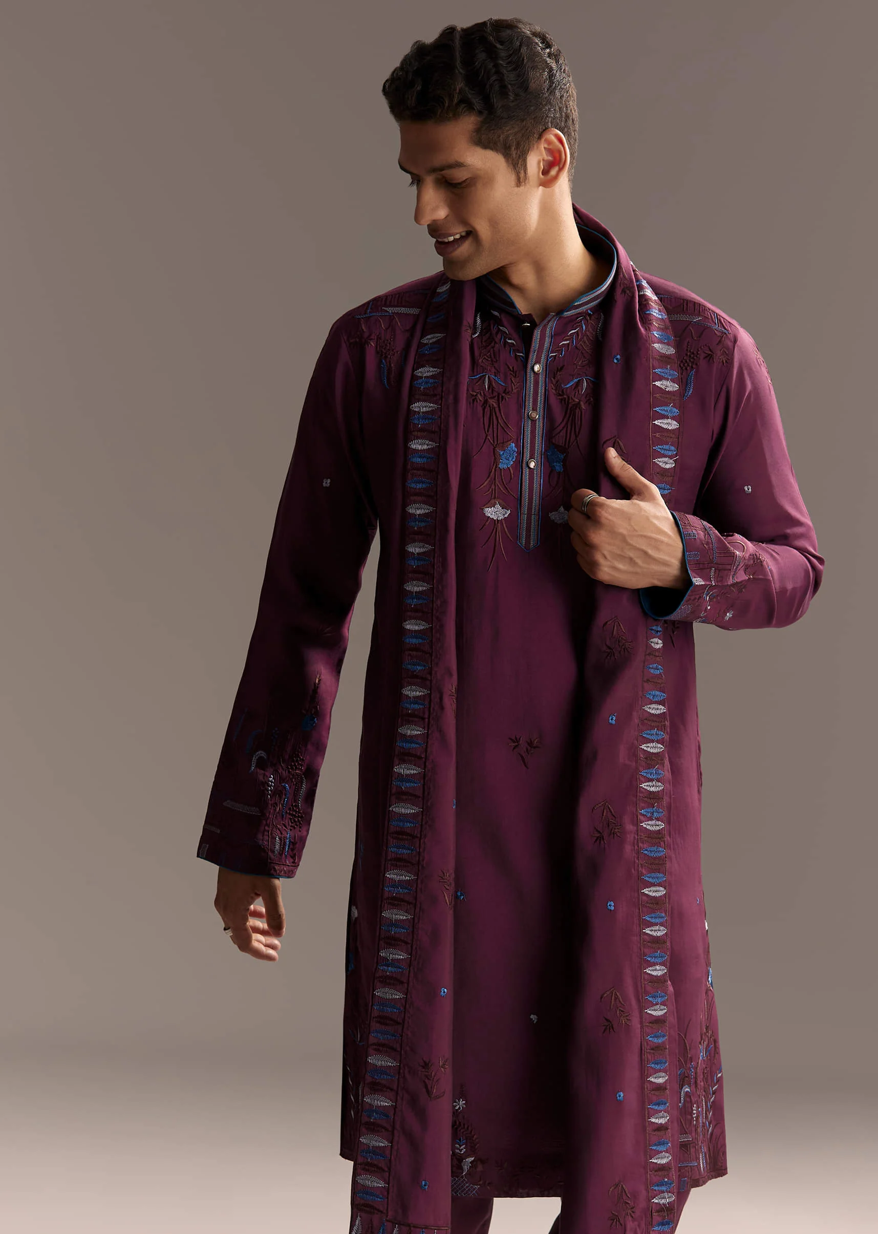 Magenta Kurta Set For Men With Resham Embroidery - Image 5