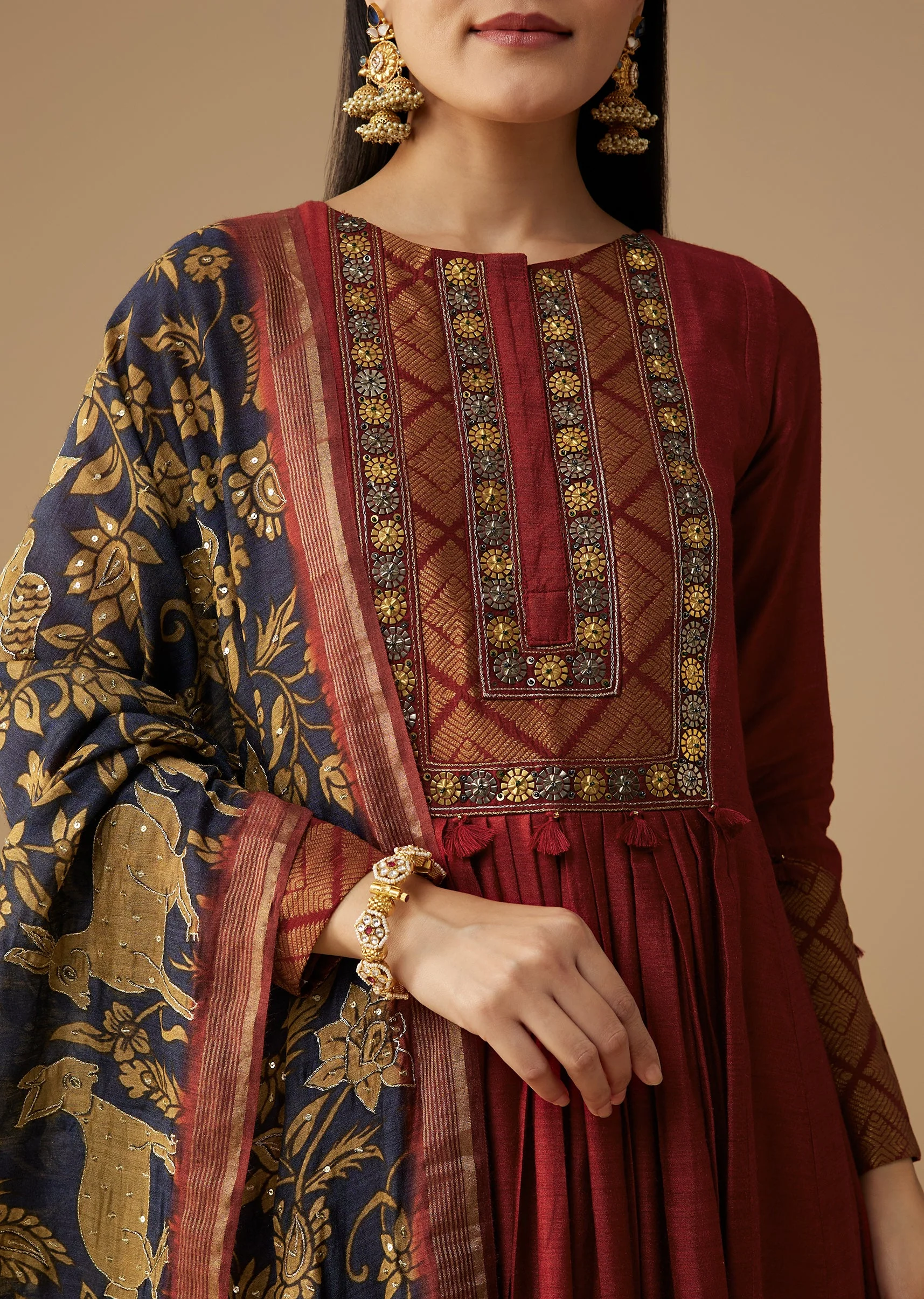 Maroon Brocade Detail Anarkali Set - Image 2