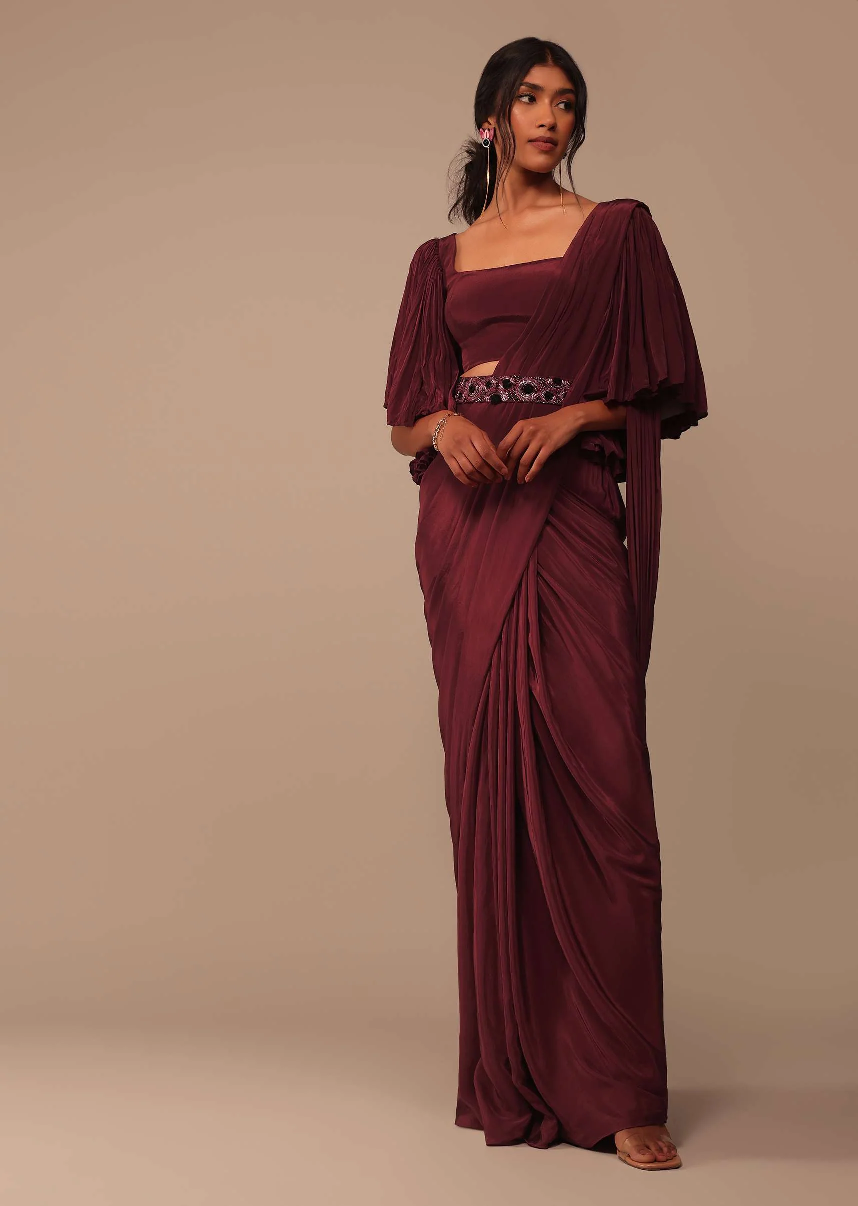 Maroon Indo-western Creep Saree Set With Embroidered Belt - Image 3