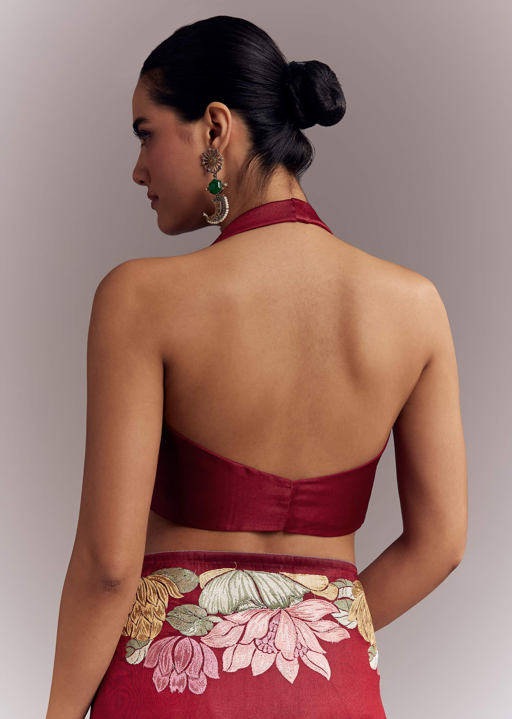 Maroon Organza Silk Saree With Floral Embroidery And Cutwork - Image 7