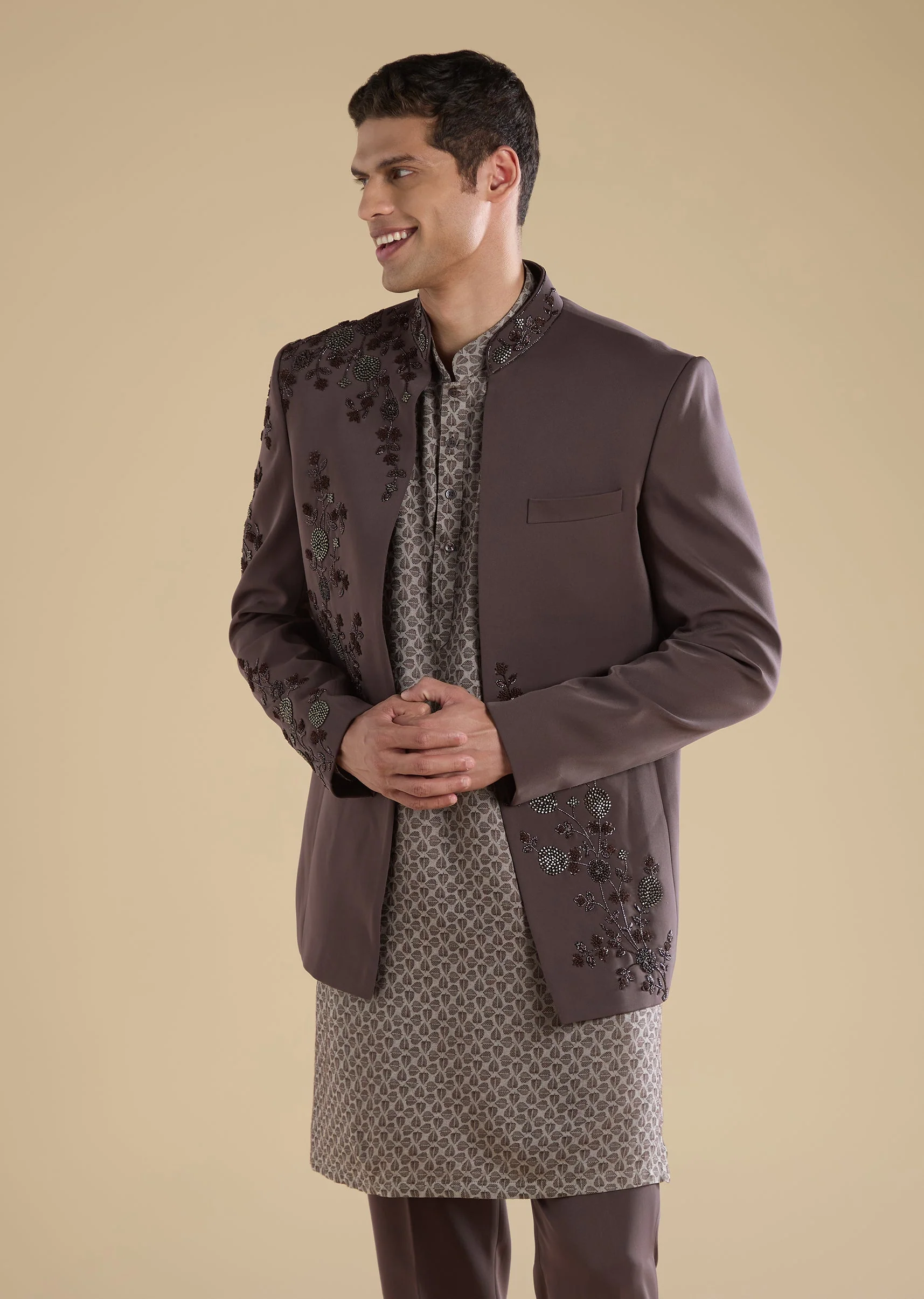 Mauve Embellished Jodhpuri Set With Kurta And Pants - Image 4