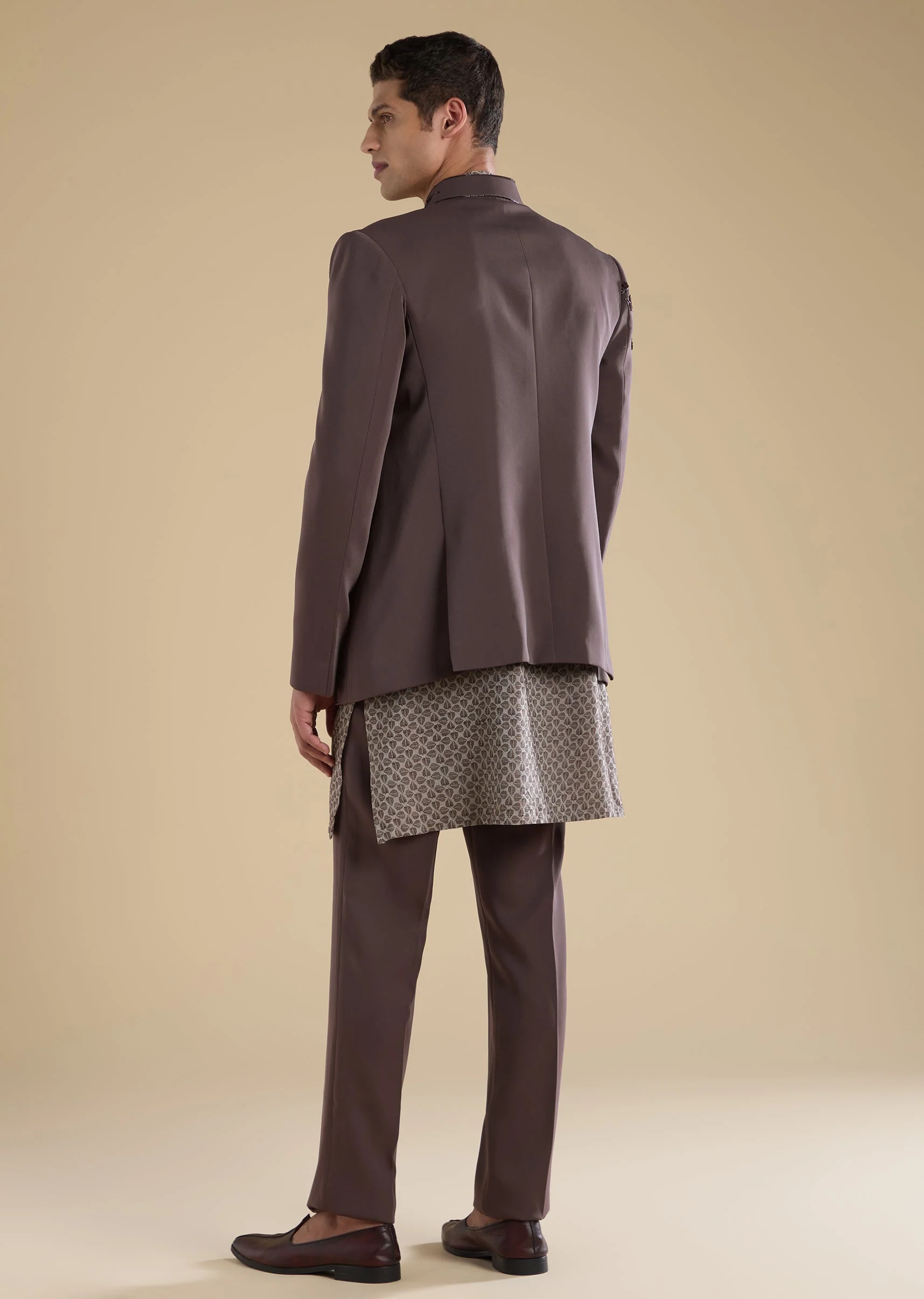 Mauve Embellished Jodhpuri Set With Kurta And Pants - Image 5