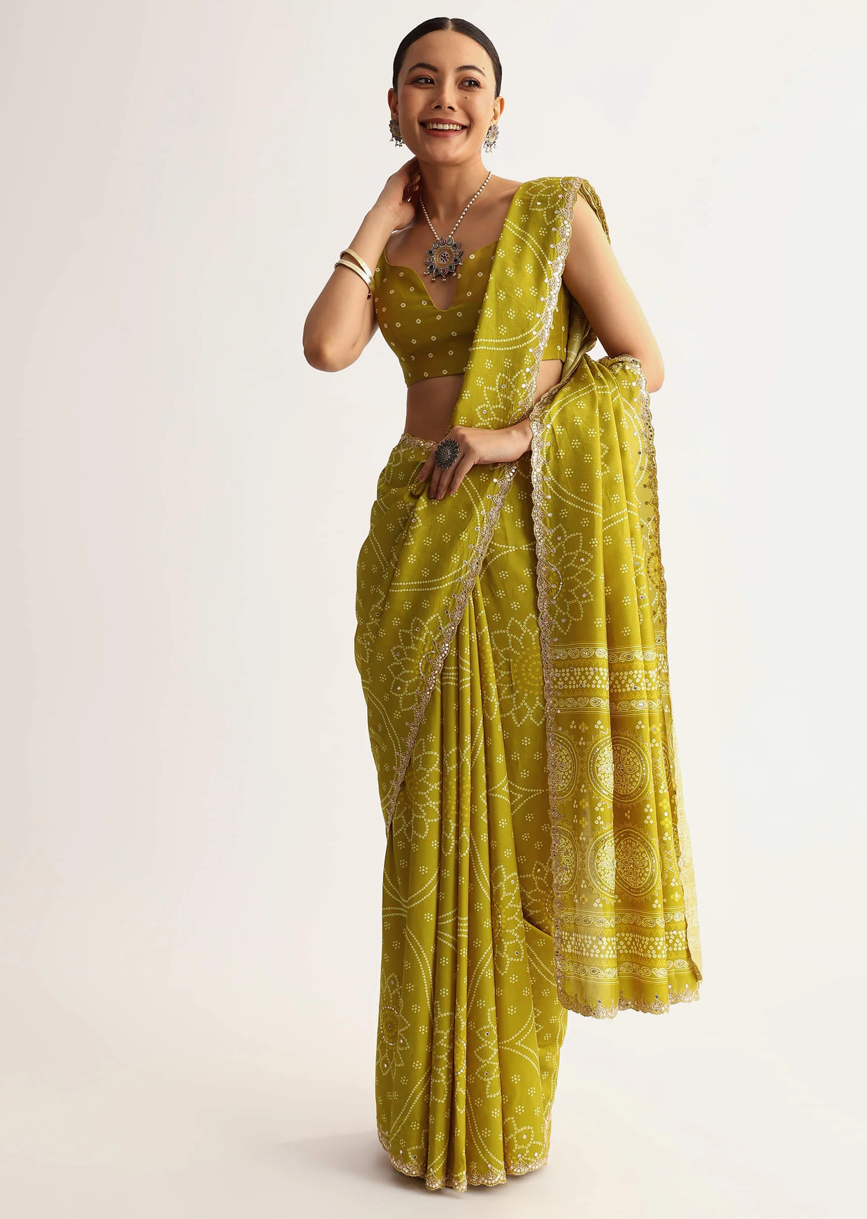 Mehendi Green Patola Printed Georgette Saree With Scallop Border - Image 3