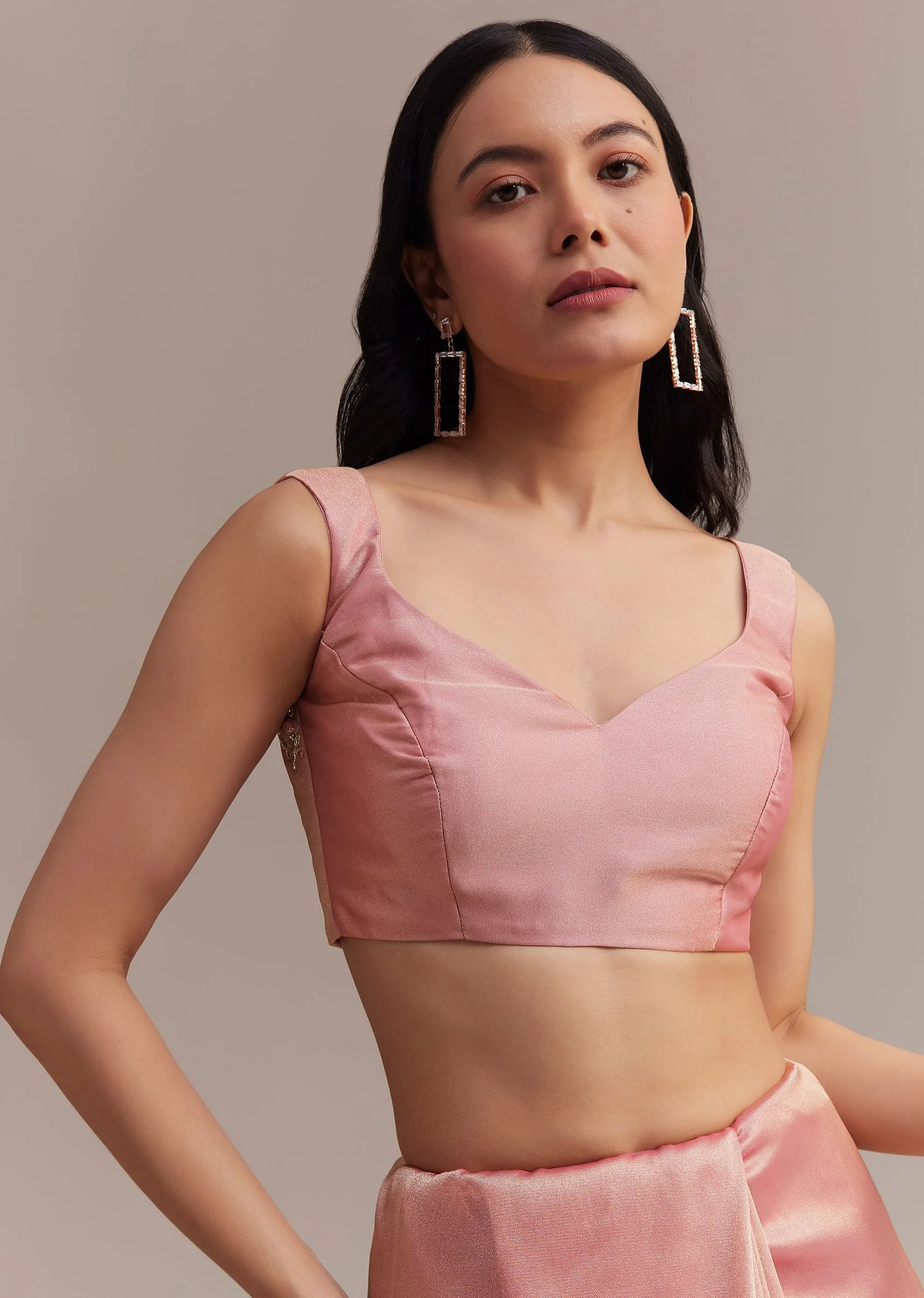 Metallic Pink Organza Tissue Saree With Cutdana And Bead Embroidery - Image 7