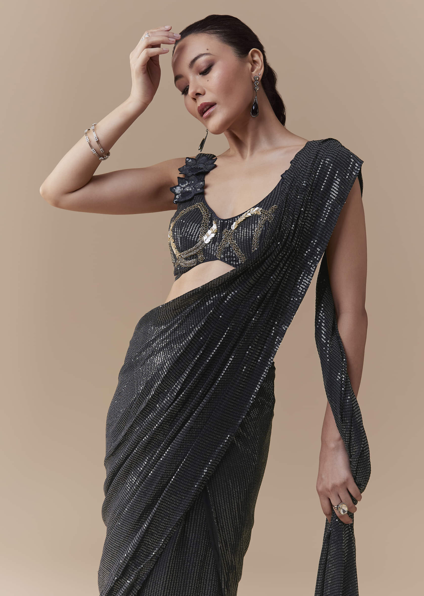 Midnight Blue Pre Pleated Saree with Sequins Blouse - Image 4