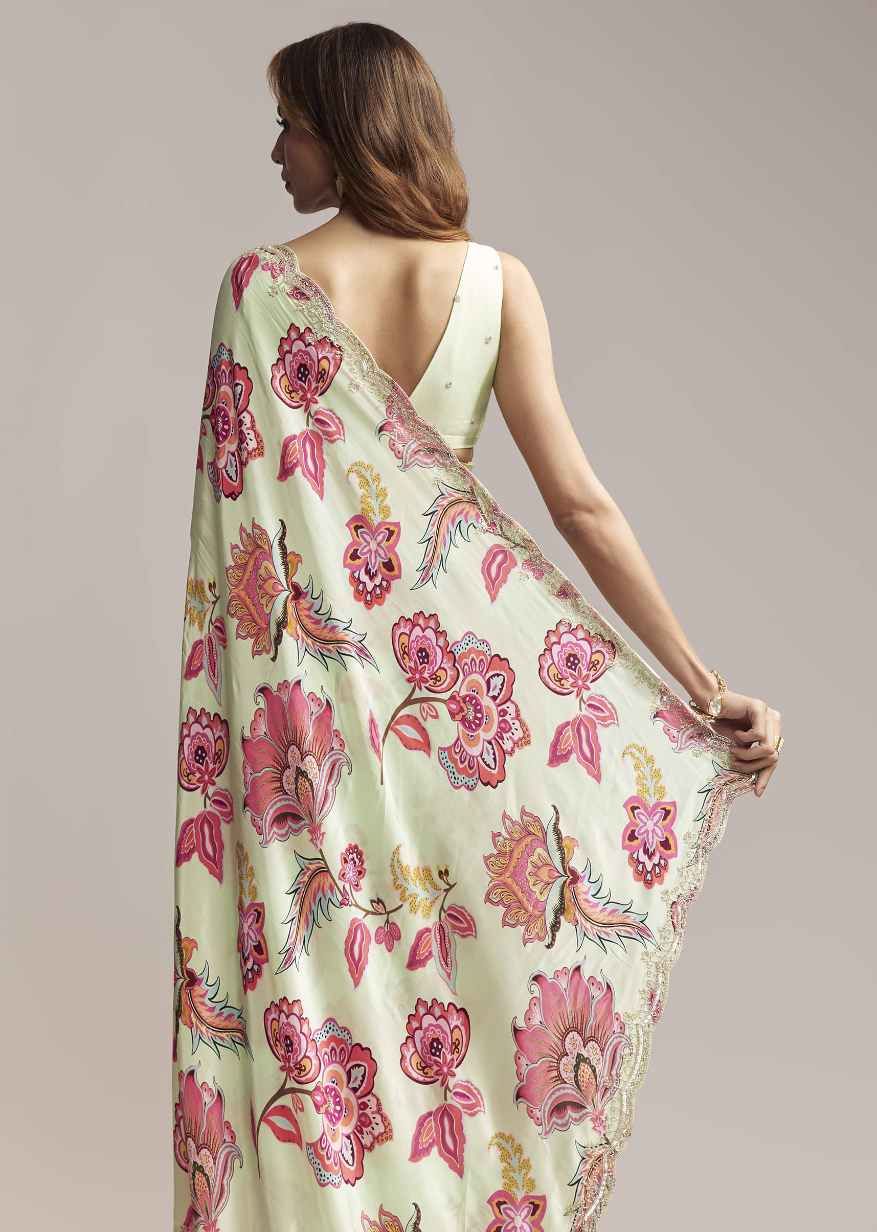 Mint Green Crepe Saree With Embroidered Scallop Border - Image 3