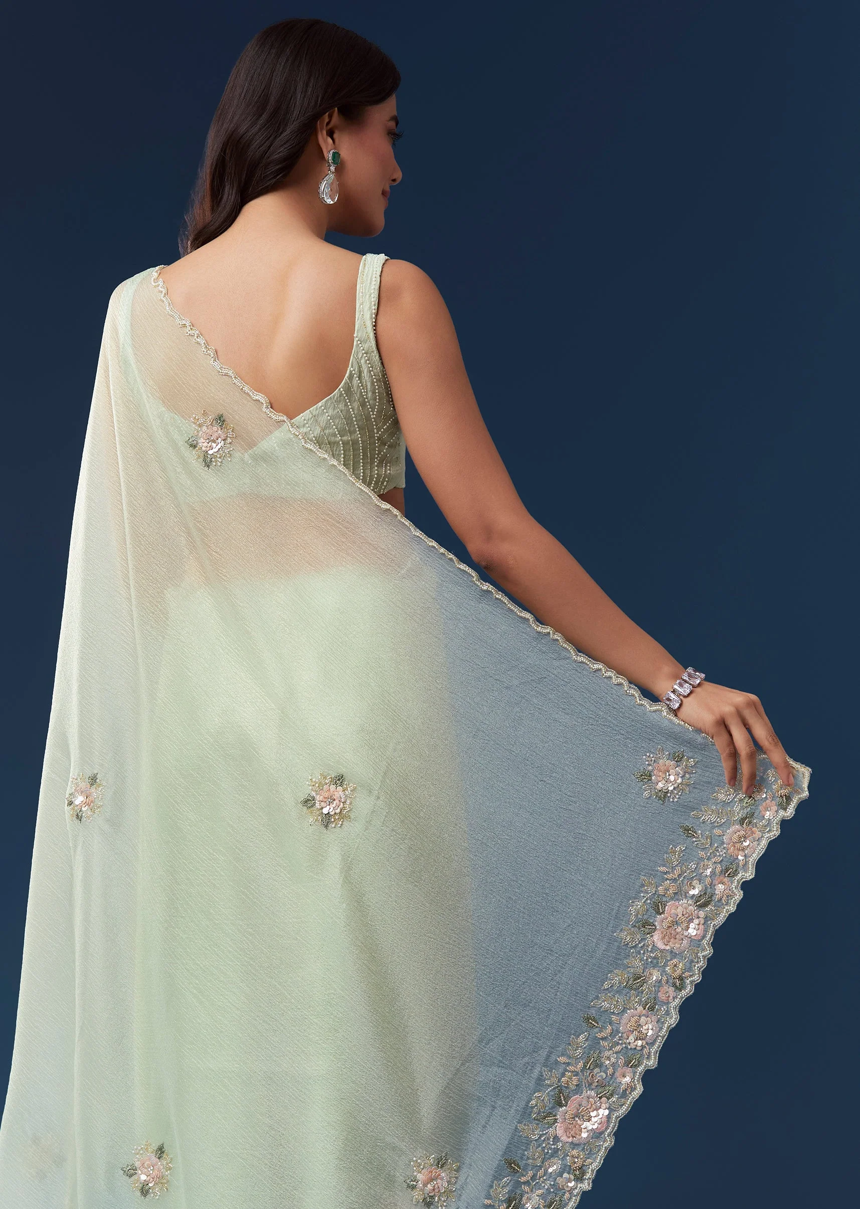 Mint Green Crush Tissue Saree With Cutwork Floral Border And Butti Embroidery - Image 6