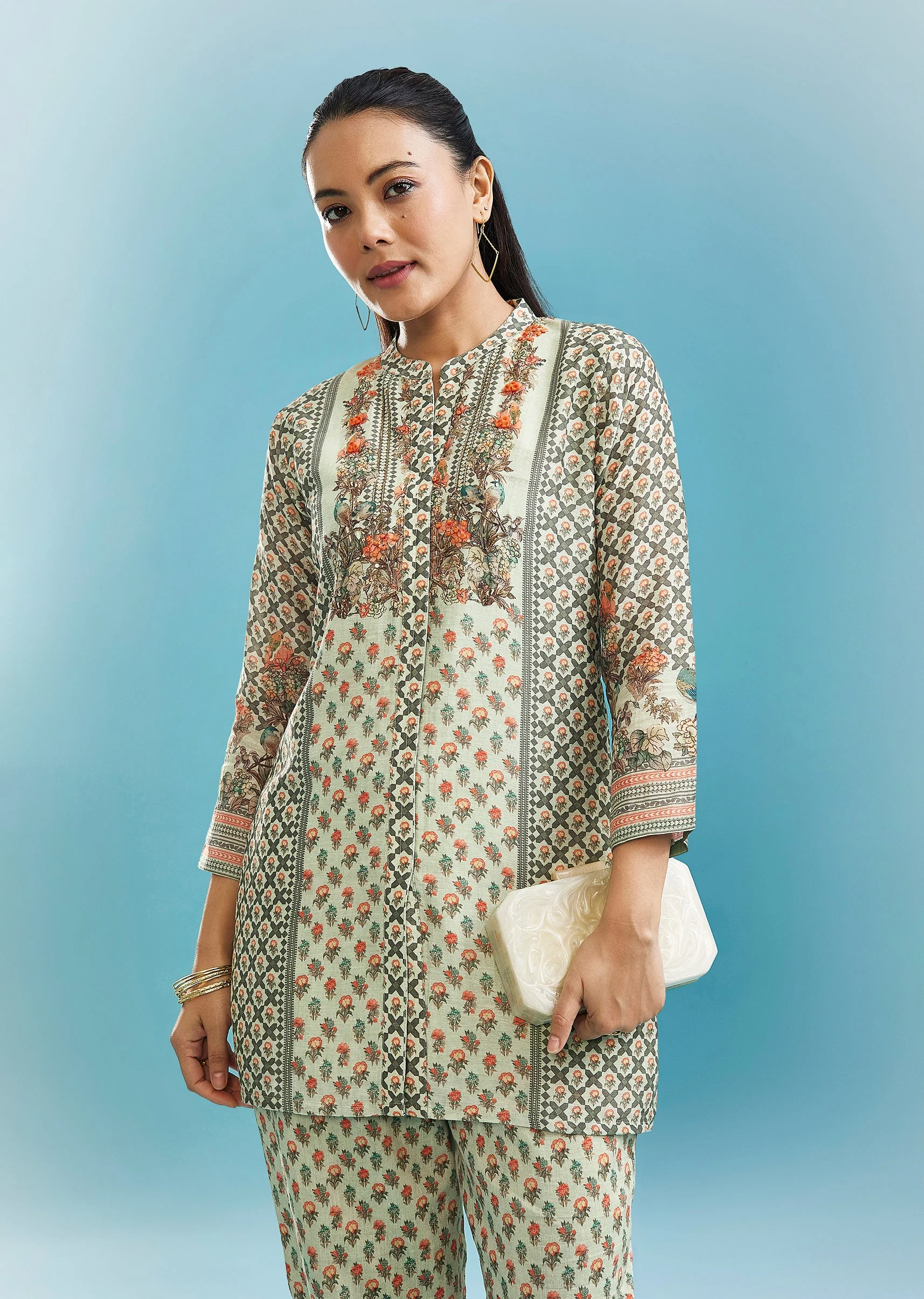 Mint Green Floral Co-ord Set With Cut Dana And Sequins Work - Image 4