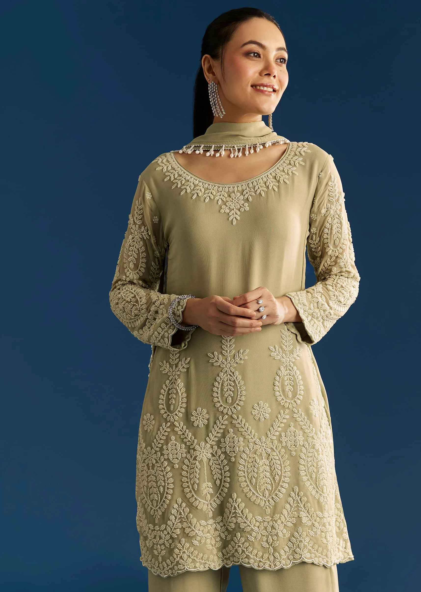 Mint Green Georgette Kurta Set With Beaded Tassel Dupatta - Image 4