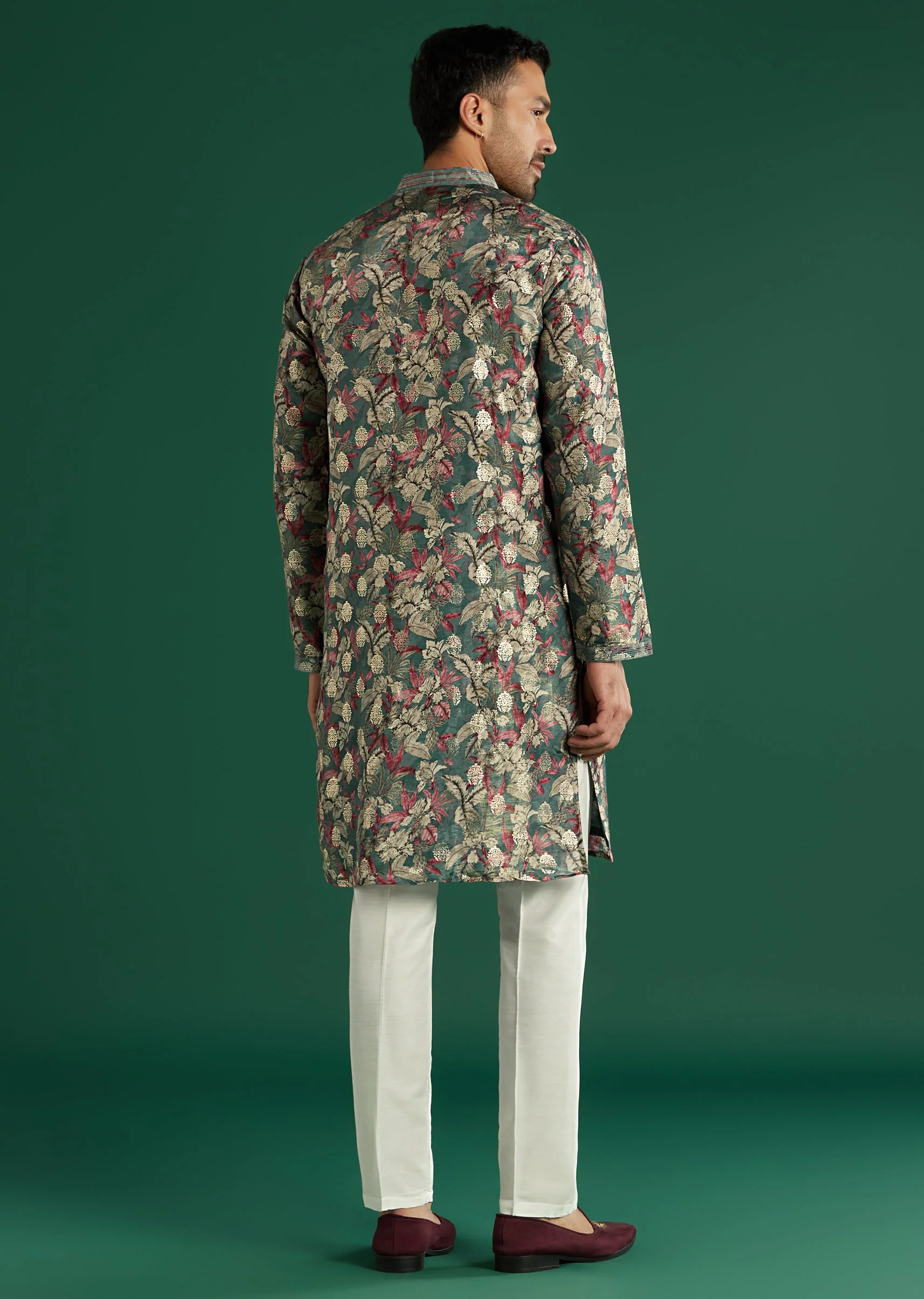 Multicolour Silk Kurta Set For Men With Floral Motif Print - Image 5