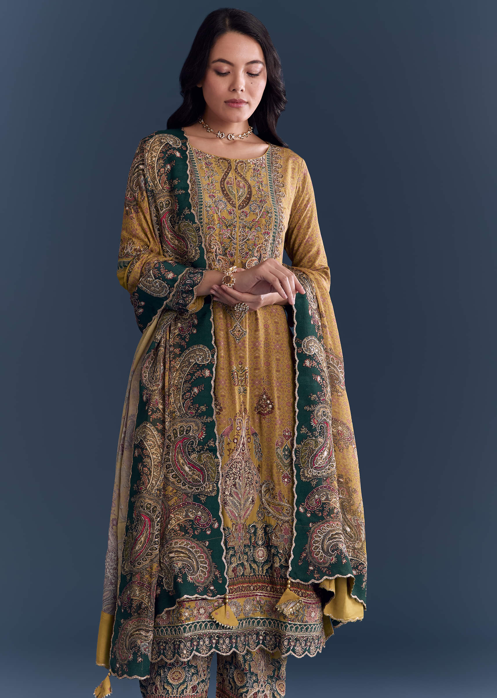 Mustard Yellow Crepe Kurta Set With Paisley And Floral Print - Image 4