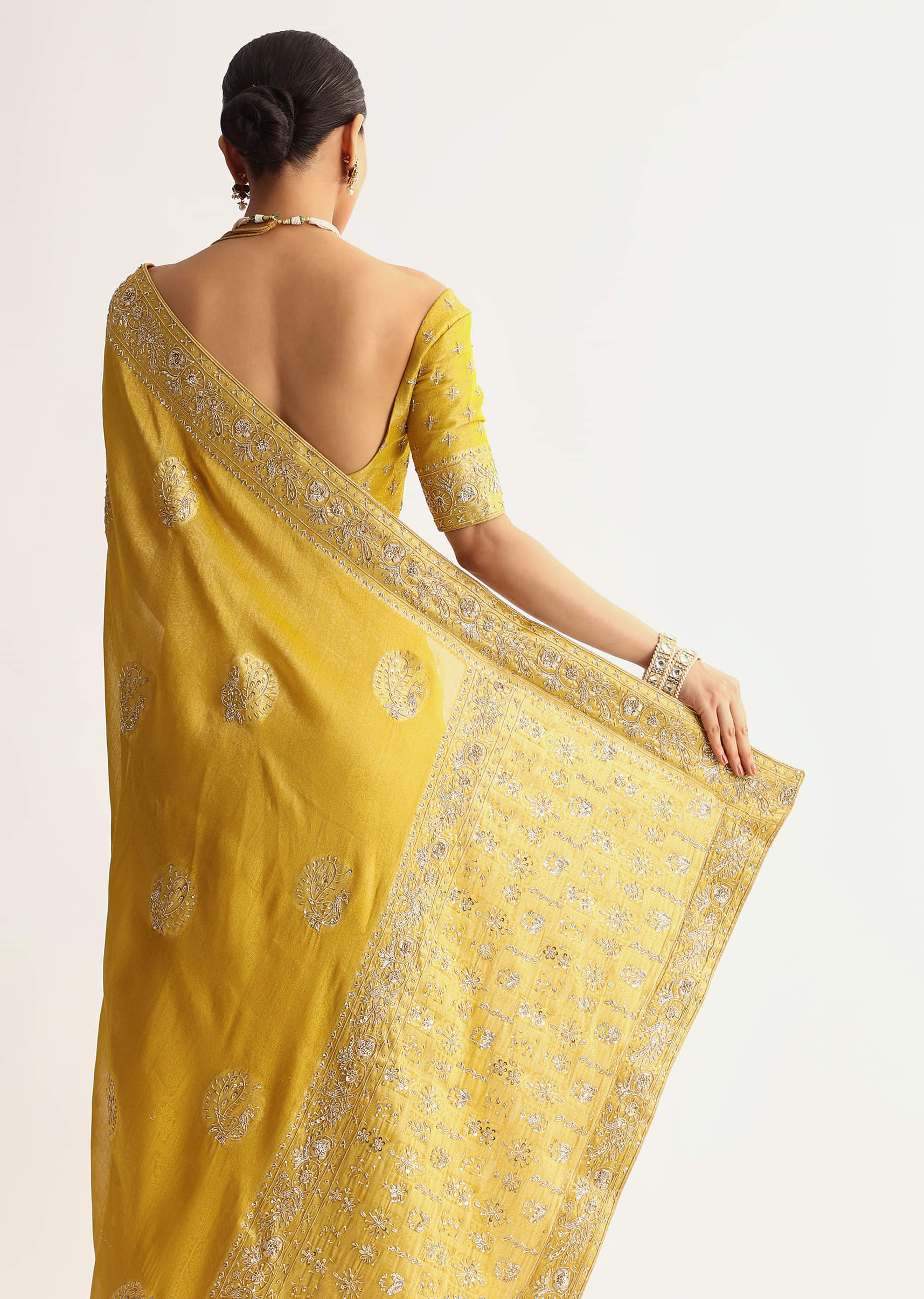 Musturd Yellow Silk Saree With Pallu And Border Embroidery - Image 4