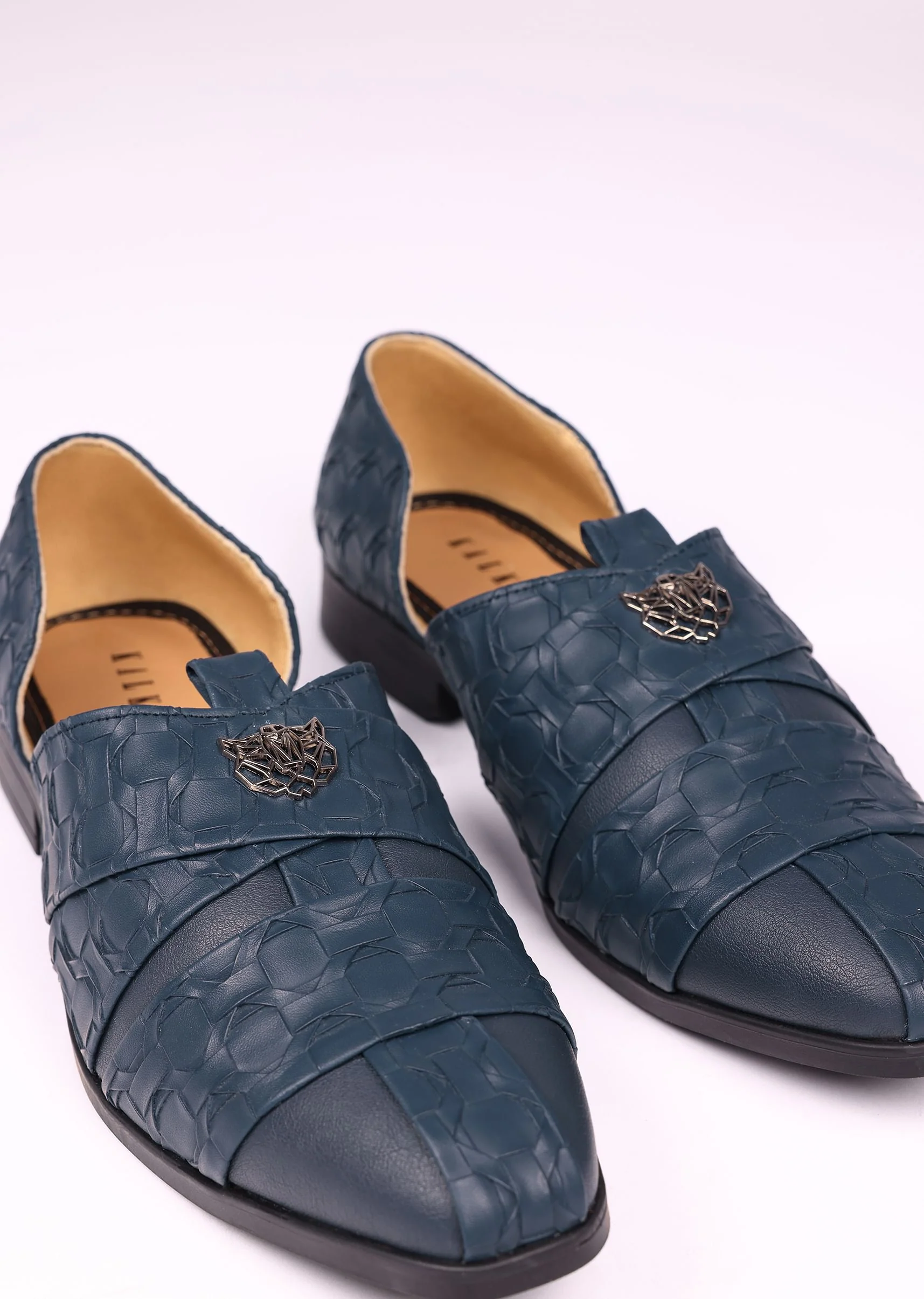Navy Blue Vegan Leather Jutti With Criss Cross Pattern - Image 3