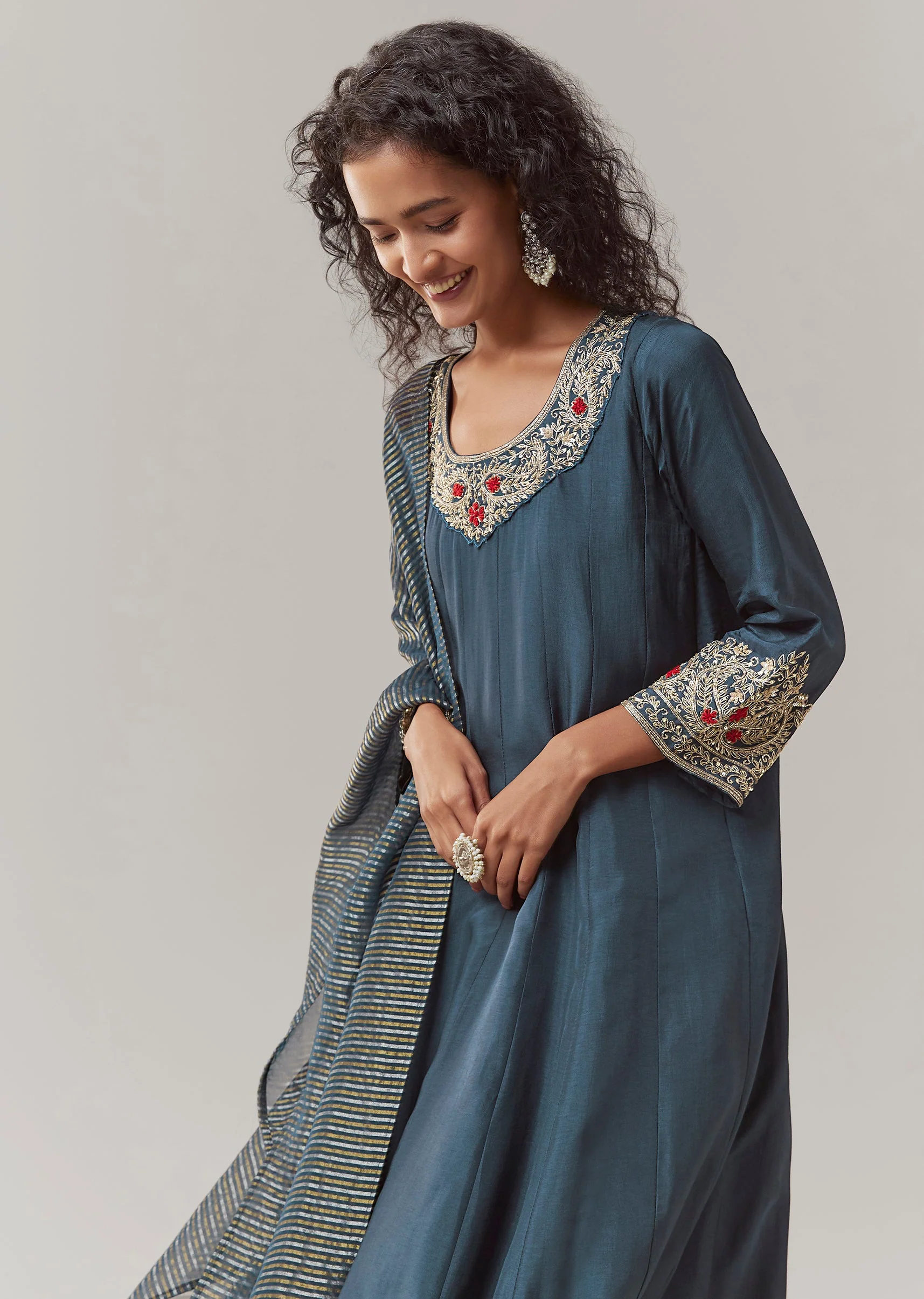 Navy Blue Zardozi Embellished Anarkali Set - Image 4