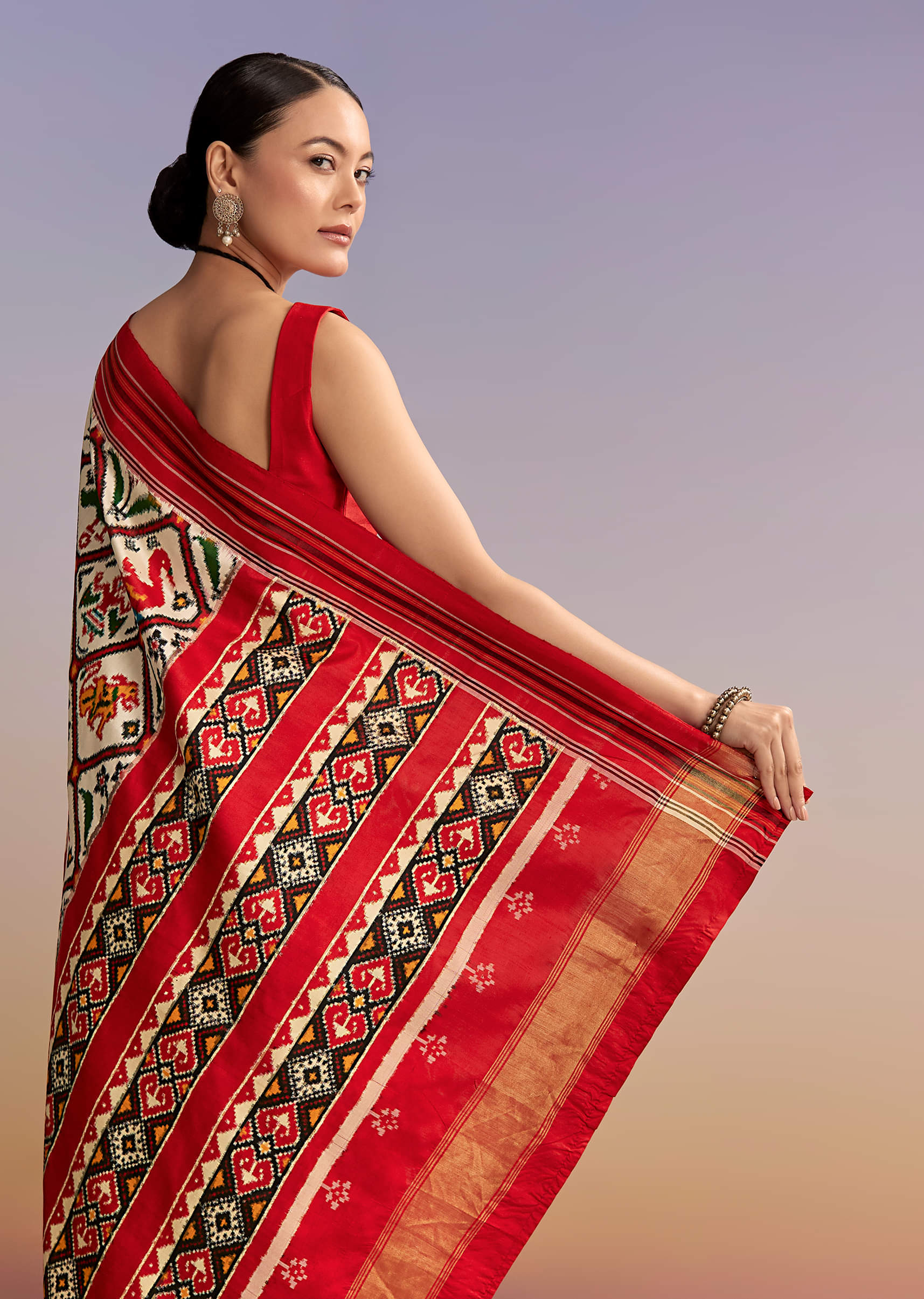 Off White And Ruby Red Double Ikkat Handwoven Patola Saree - Image 6