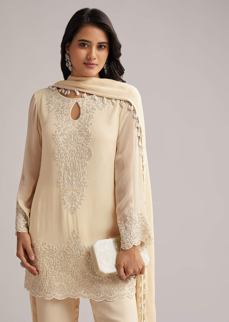 Off White Beaded Short Kurti Pant Set With Dupatta - Image 3