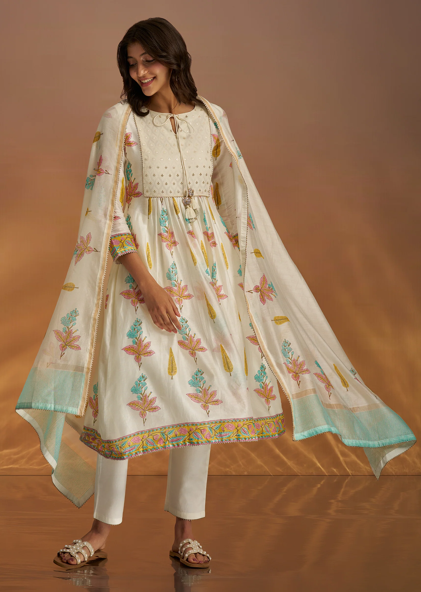 Off White Block Print Anarkali And Dupatta Set With Gotta Lace Detailing - Image 7