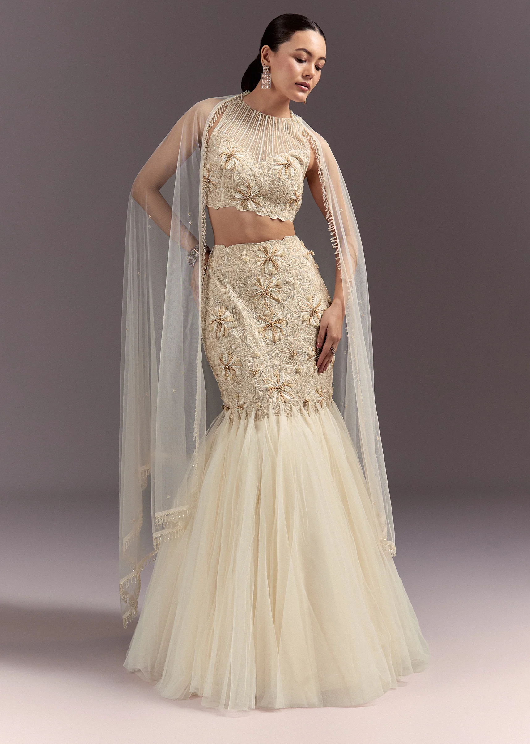 Off White Embroidered Blouse With Fish Cut Skirt And Dupatta - Image 2
