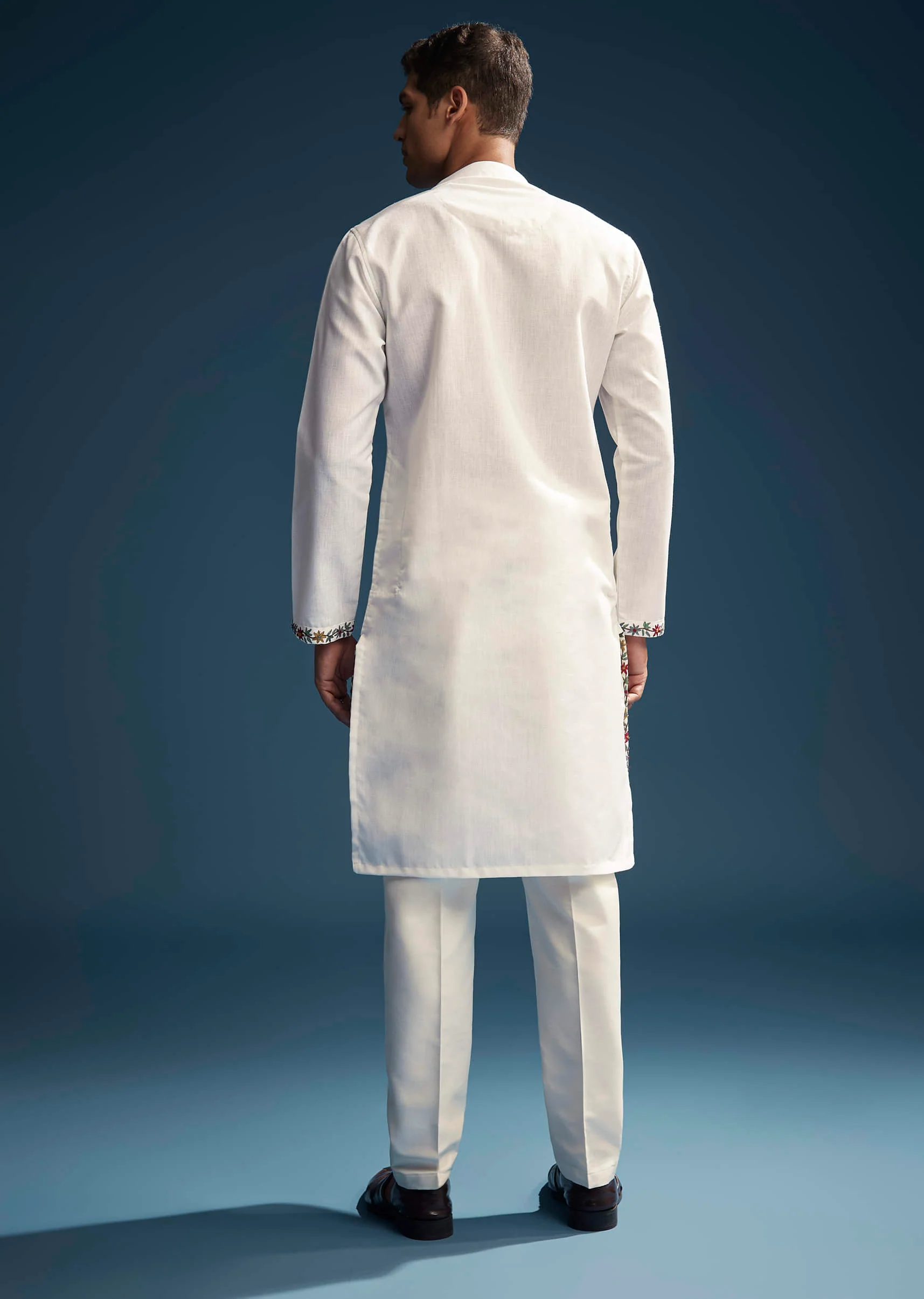 Off White Linen Kurta Set For Men With Resham Aari Embroidery - Image 5